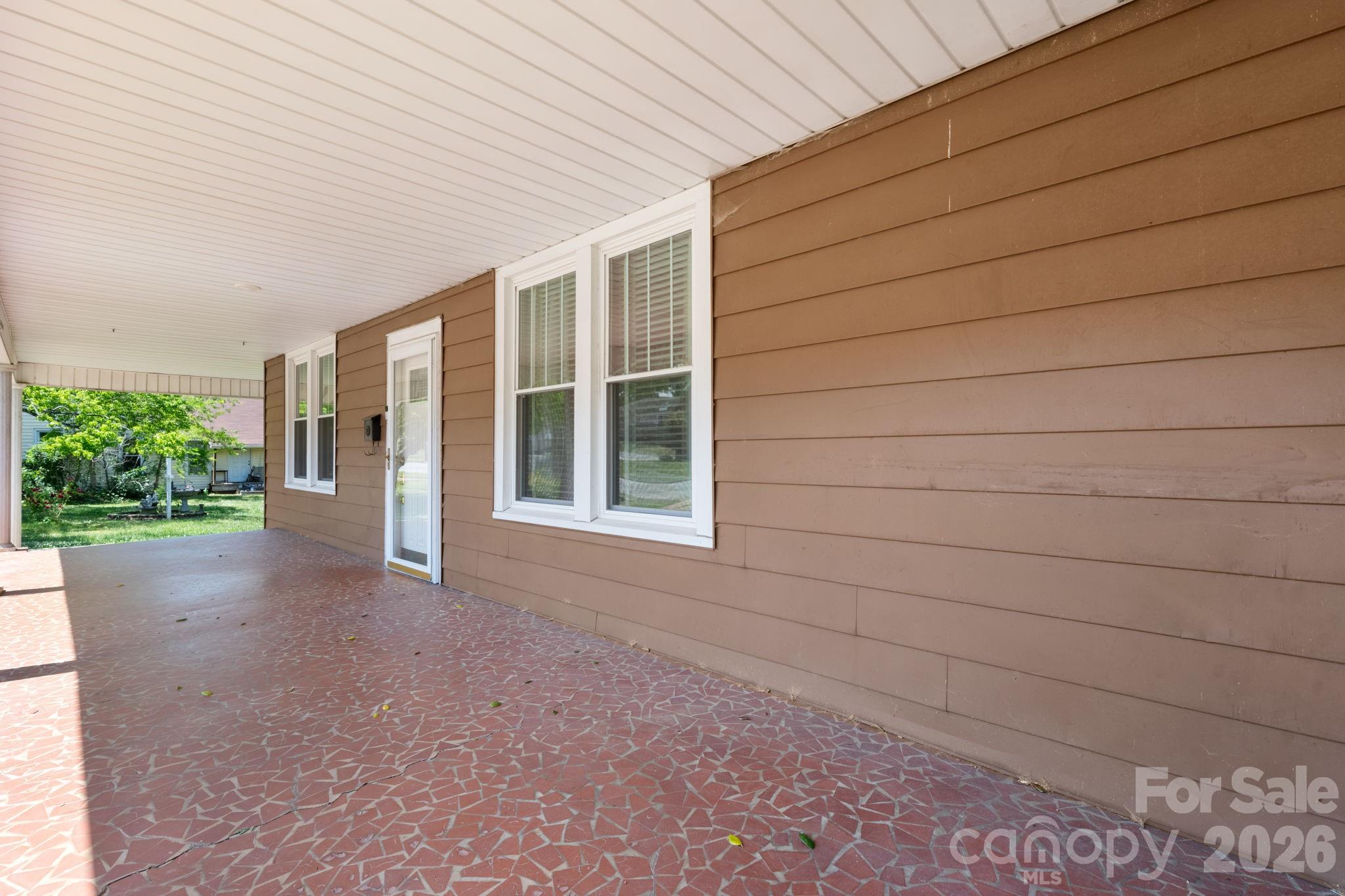 207 W Main Street