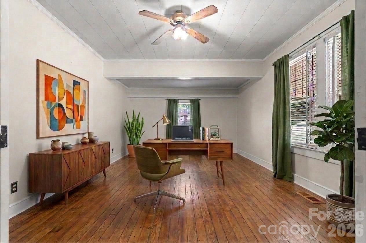 207 W Main Street