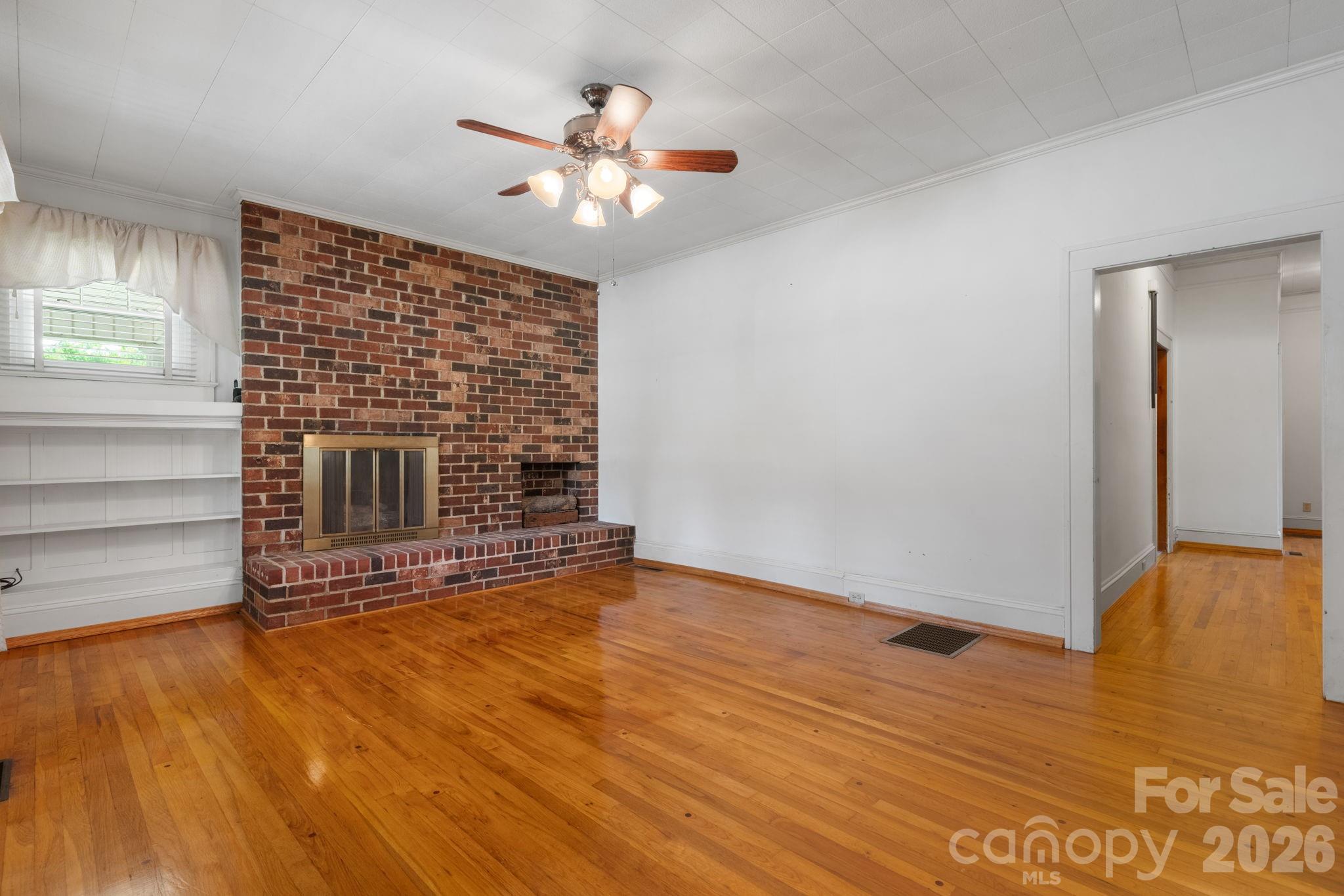 207 W Main Street