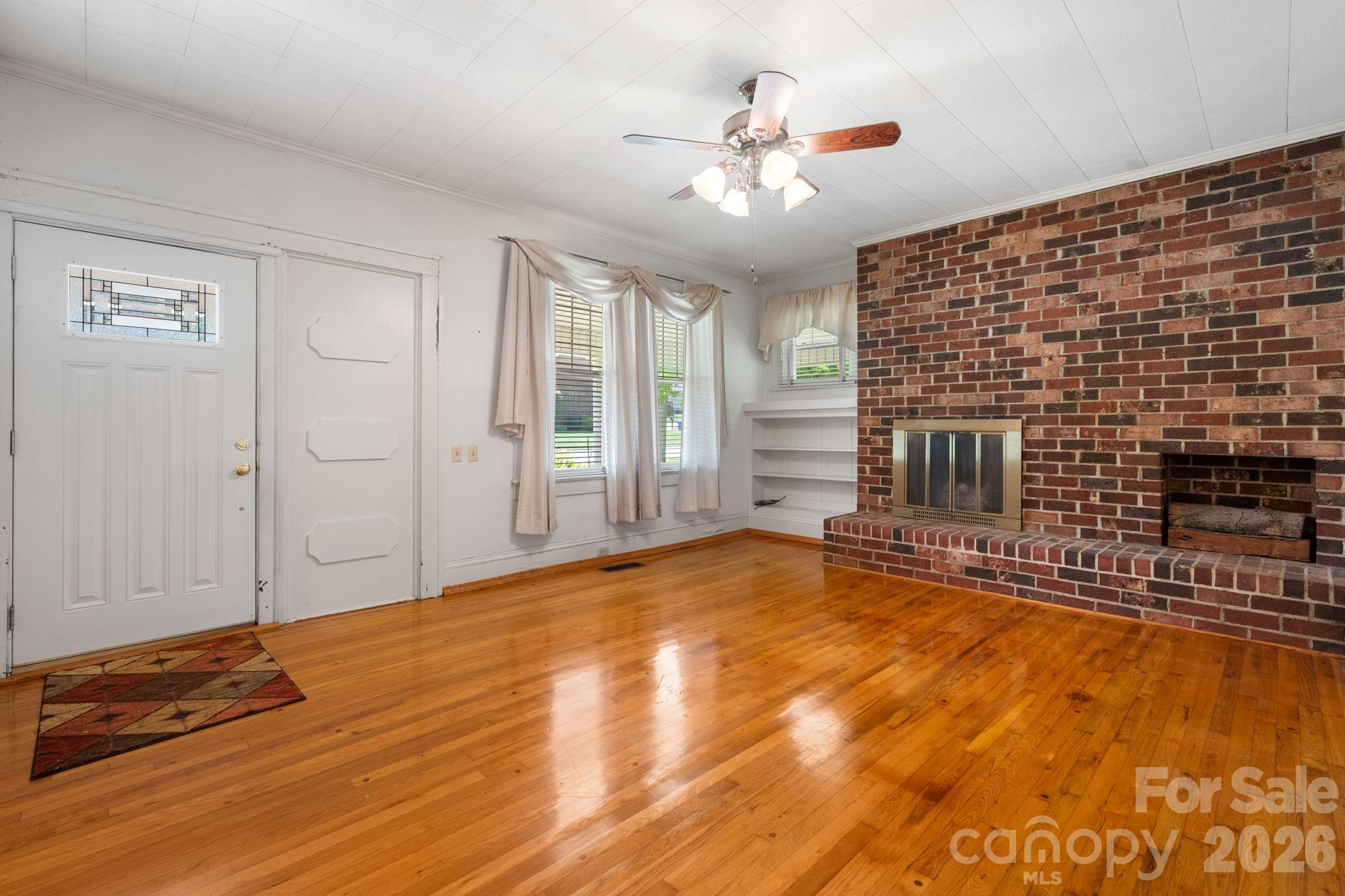 207 W Main Street