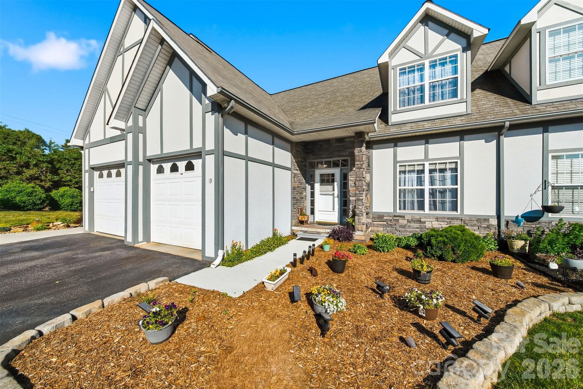 19 Heron Cove Loop Unit: B