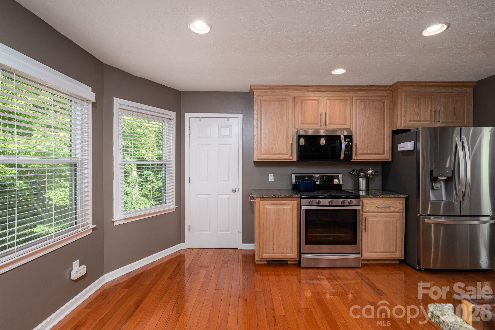 6097 Tuckborough Road