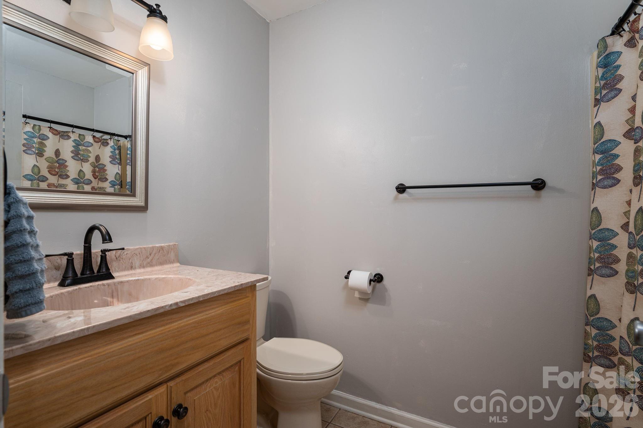 6097 Tuckborough Road