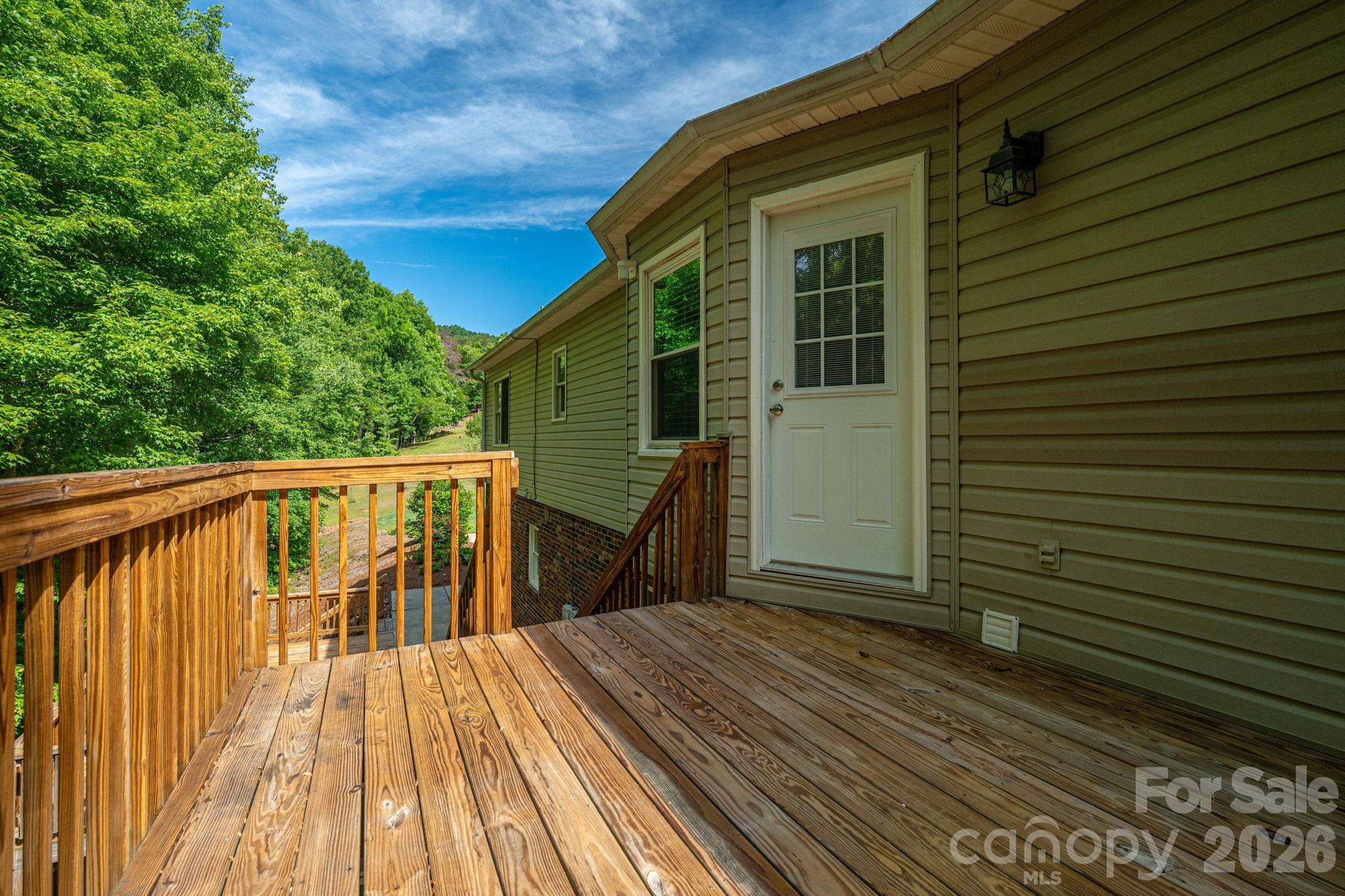 6097 Tuckborough Road