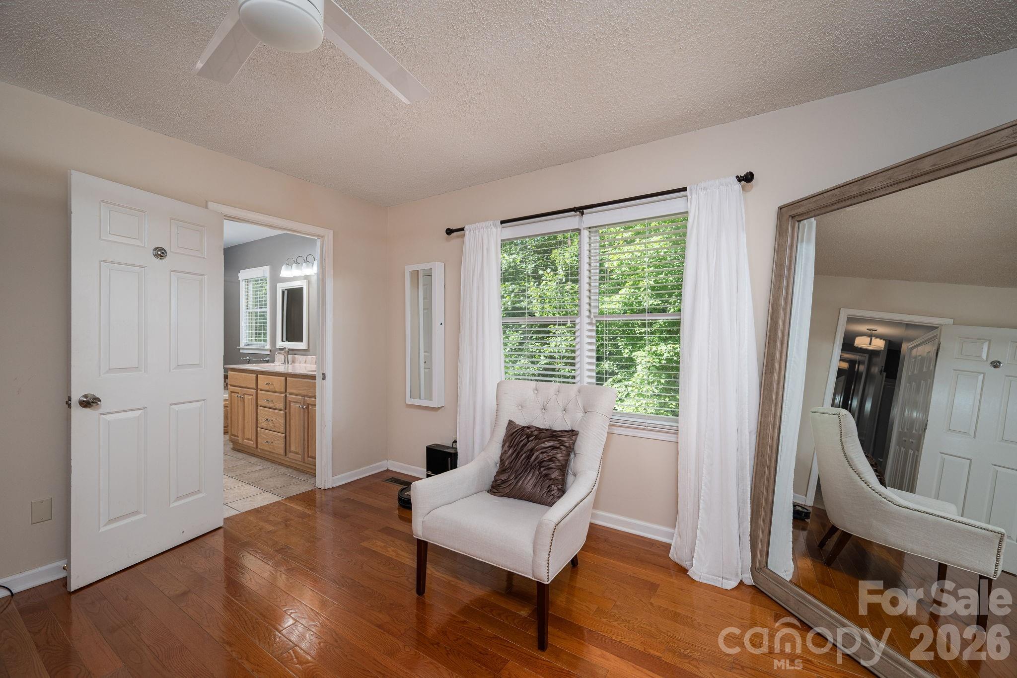 6097 Tuckborough Road