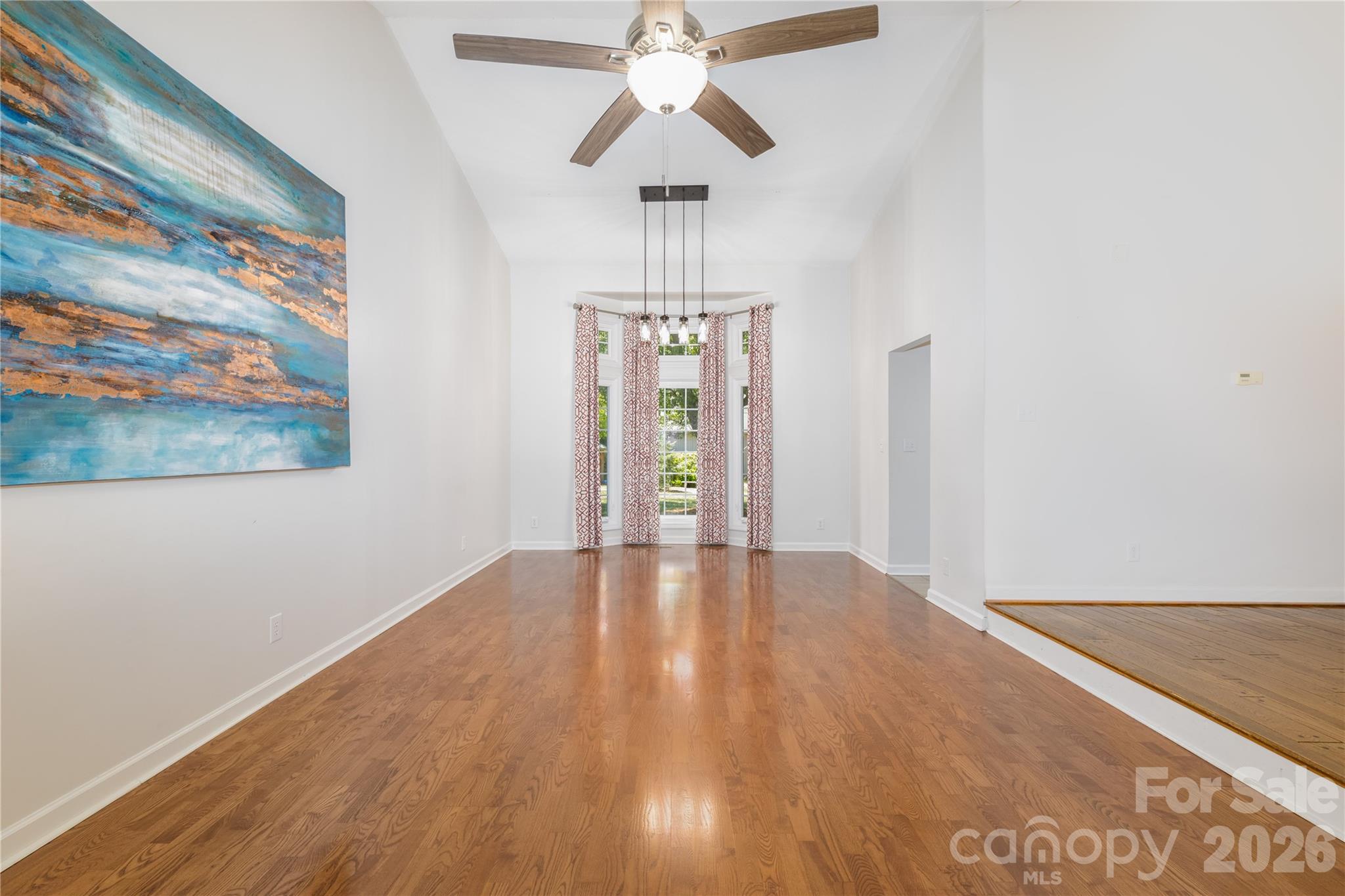 568 Wood Hollow Road