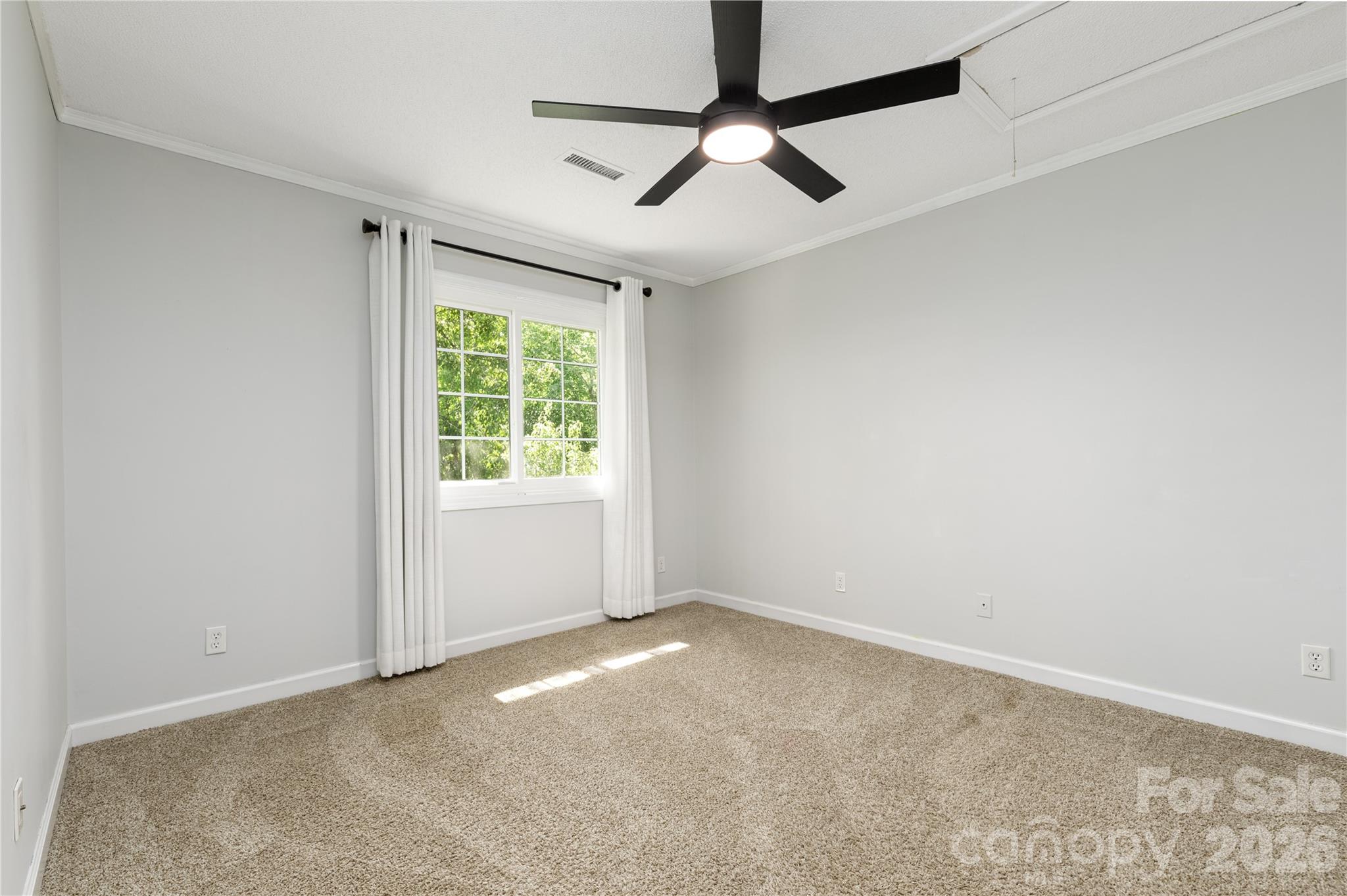 568 Wood Hollow Road