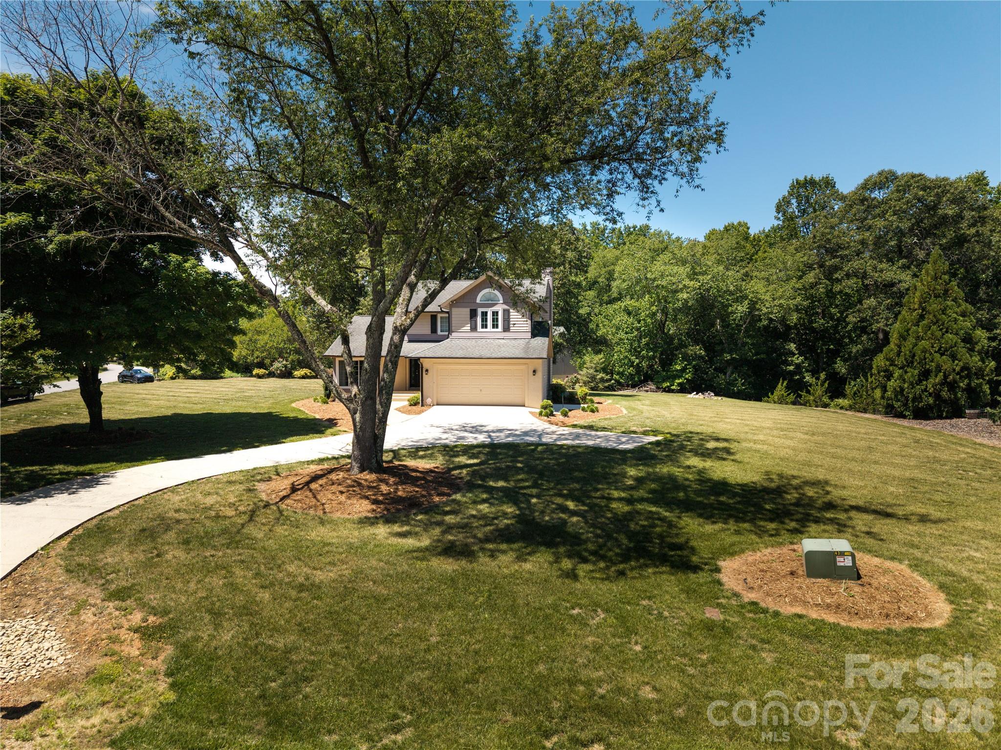 568 Wood Hollow Road
