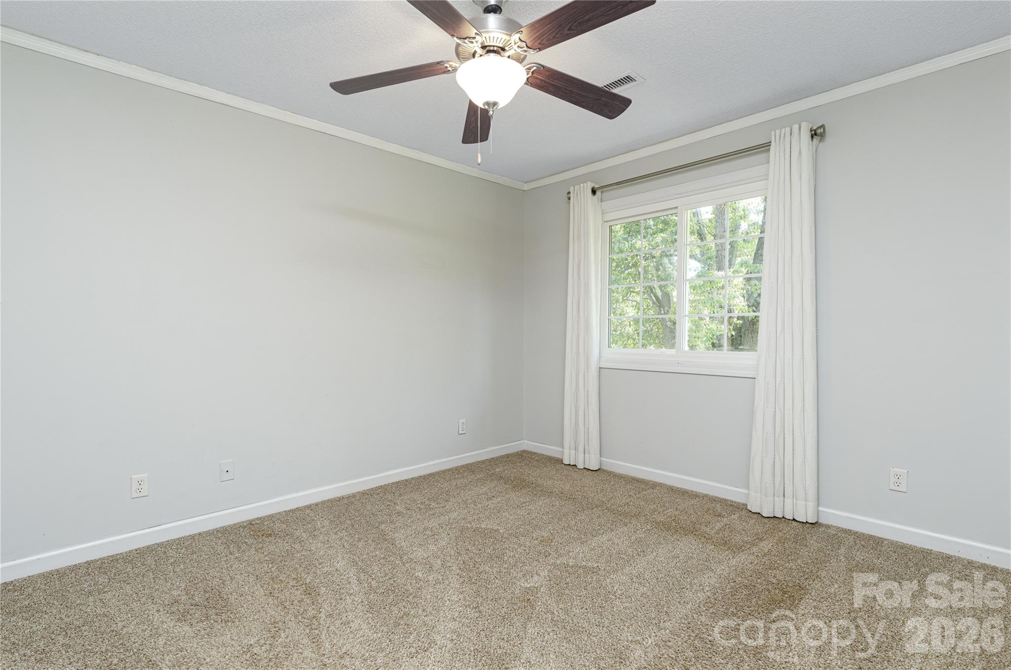 568 Wood Hollow Road