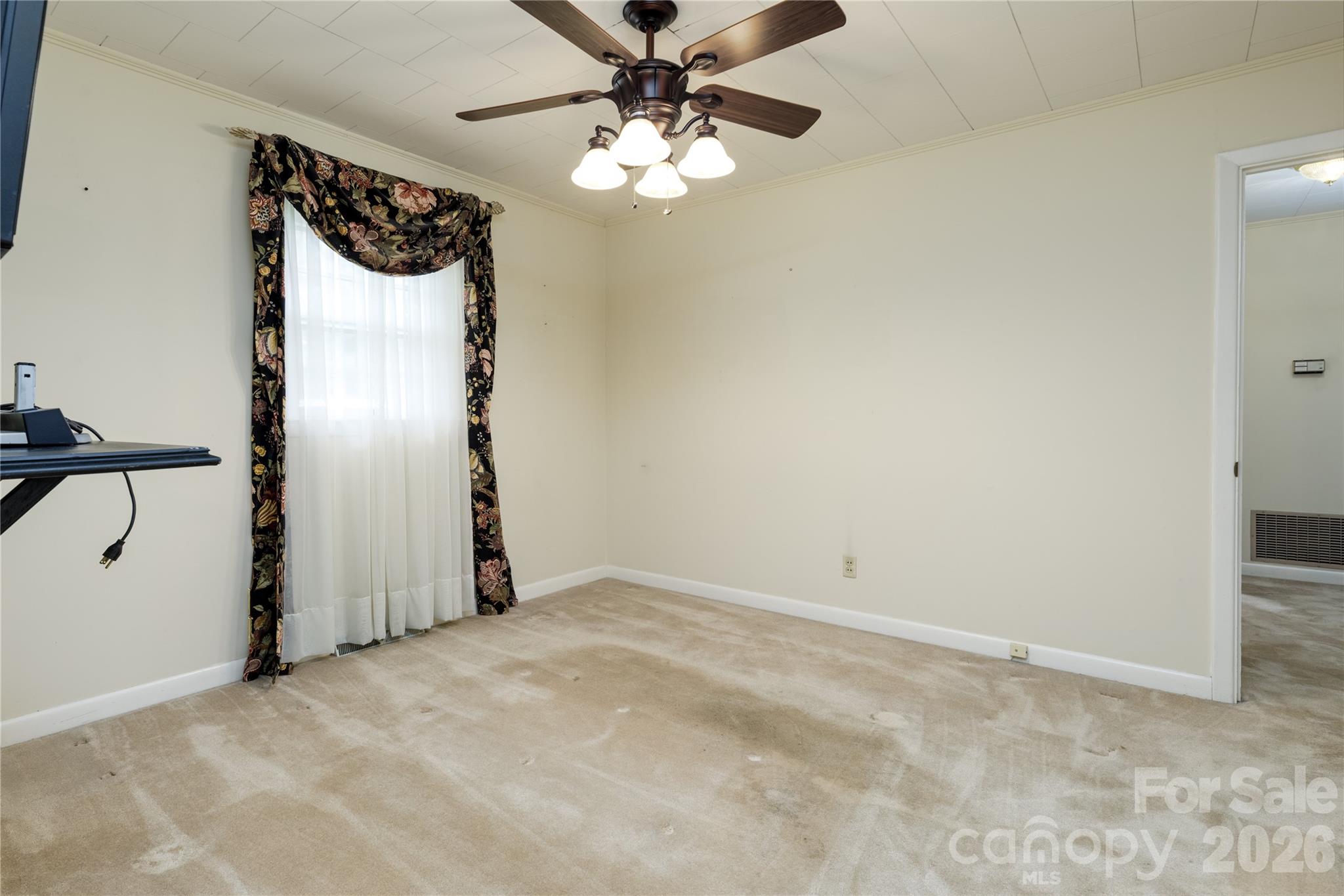 122 Whitley Road