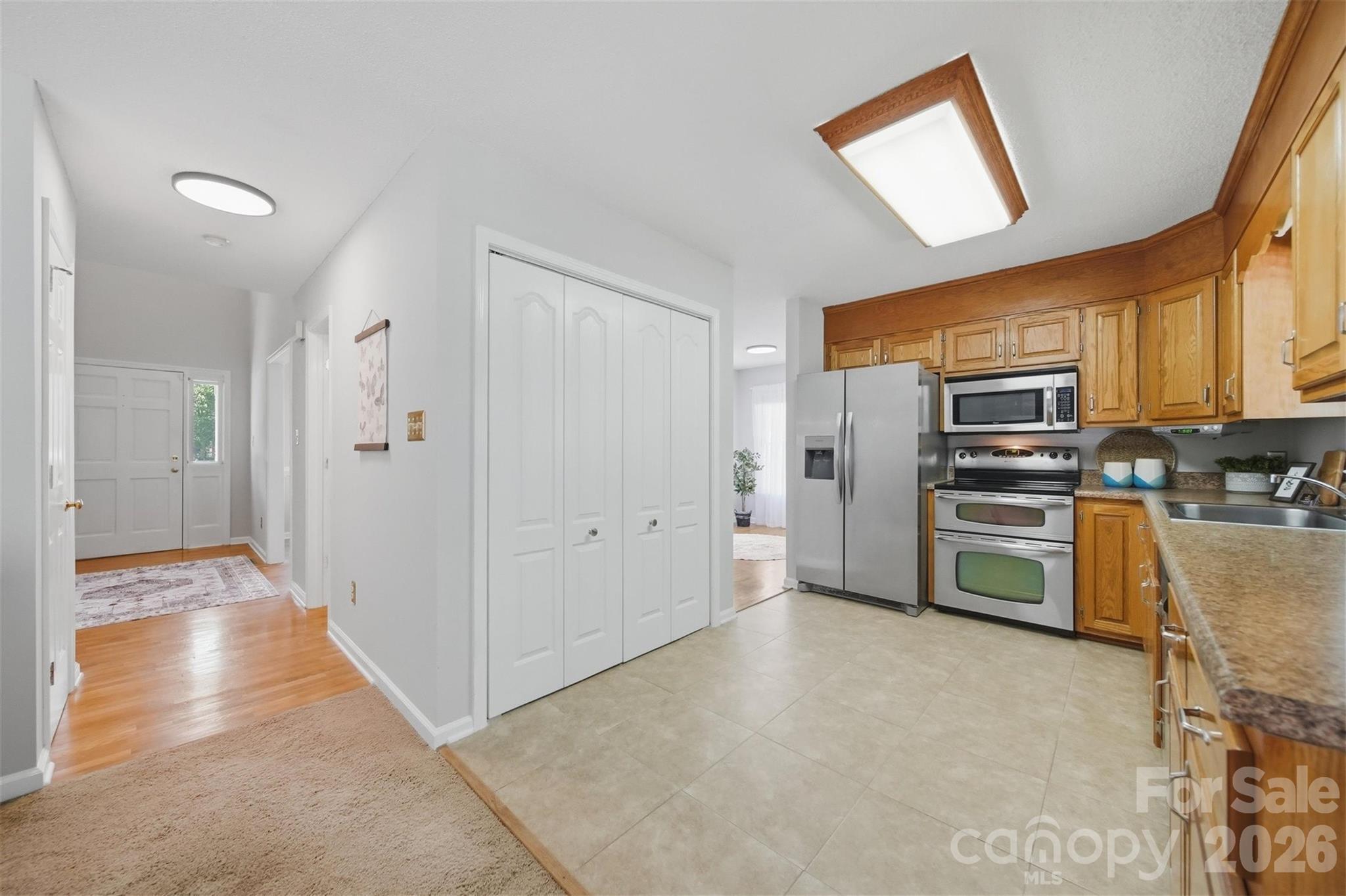 1948 Twin Ponds Drive