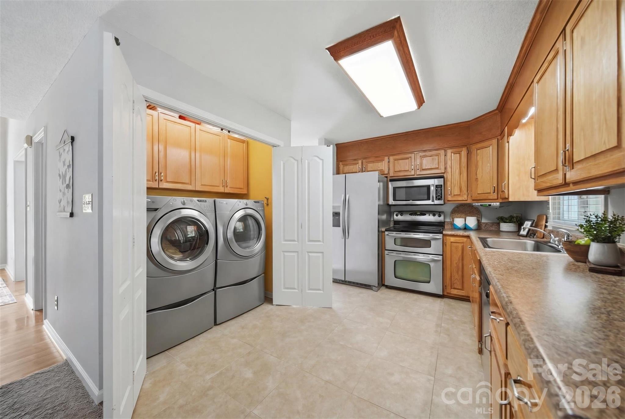 1948 Twin Ponds Drive