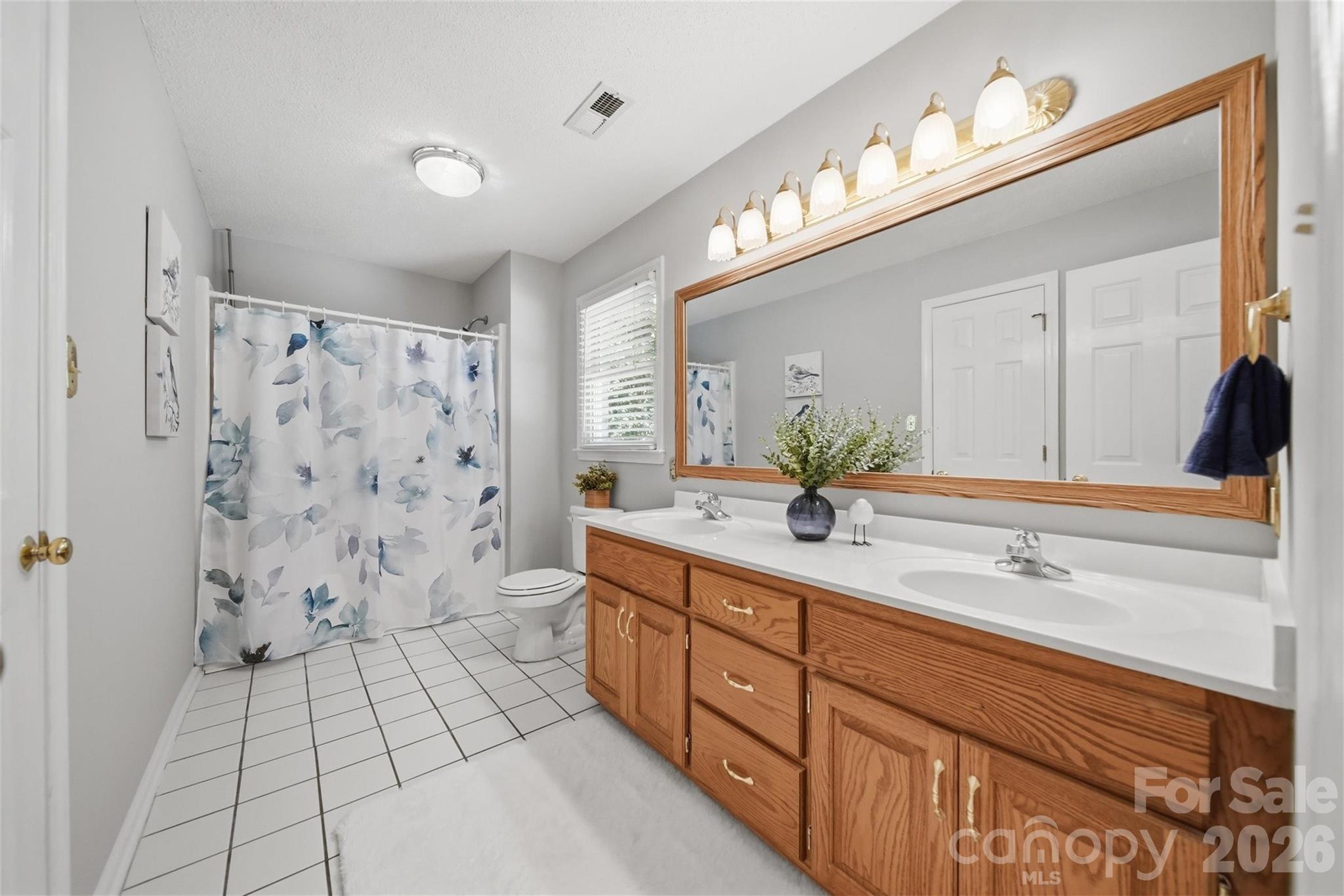 1948 Twin Ponds Drive