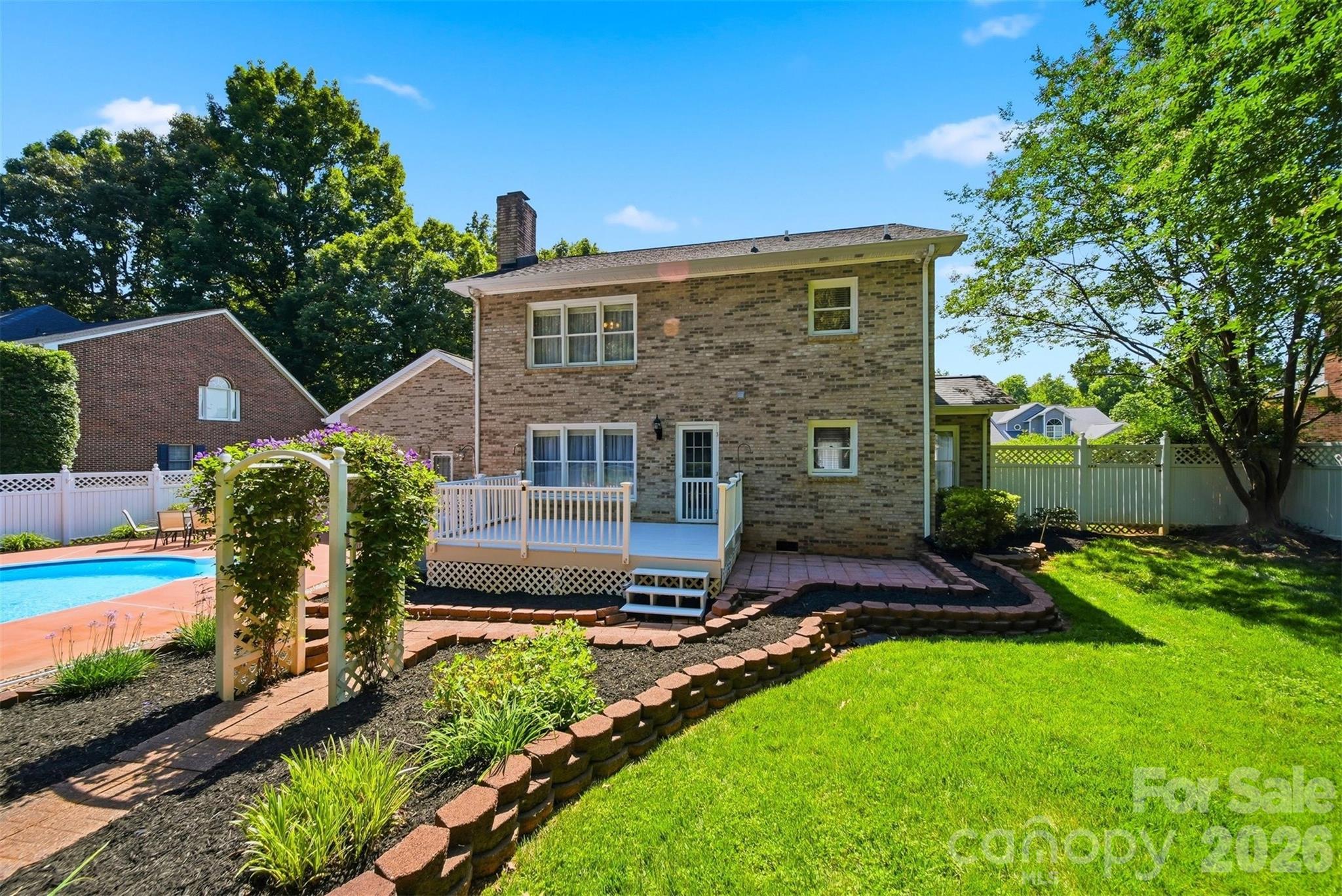 1948 Twin Ponds Drive