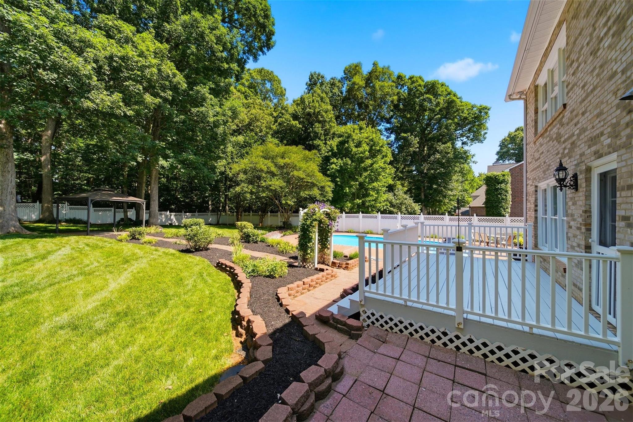1948 Twin Ponds Drive