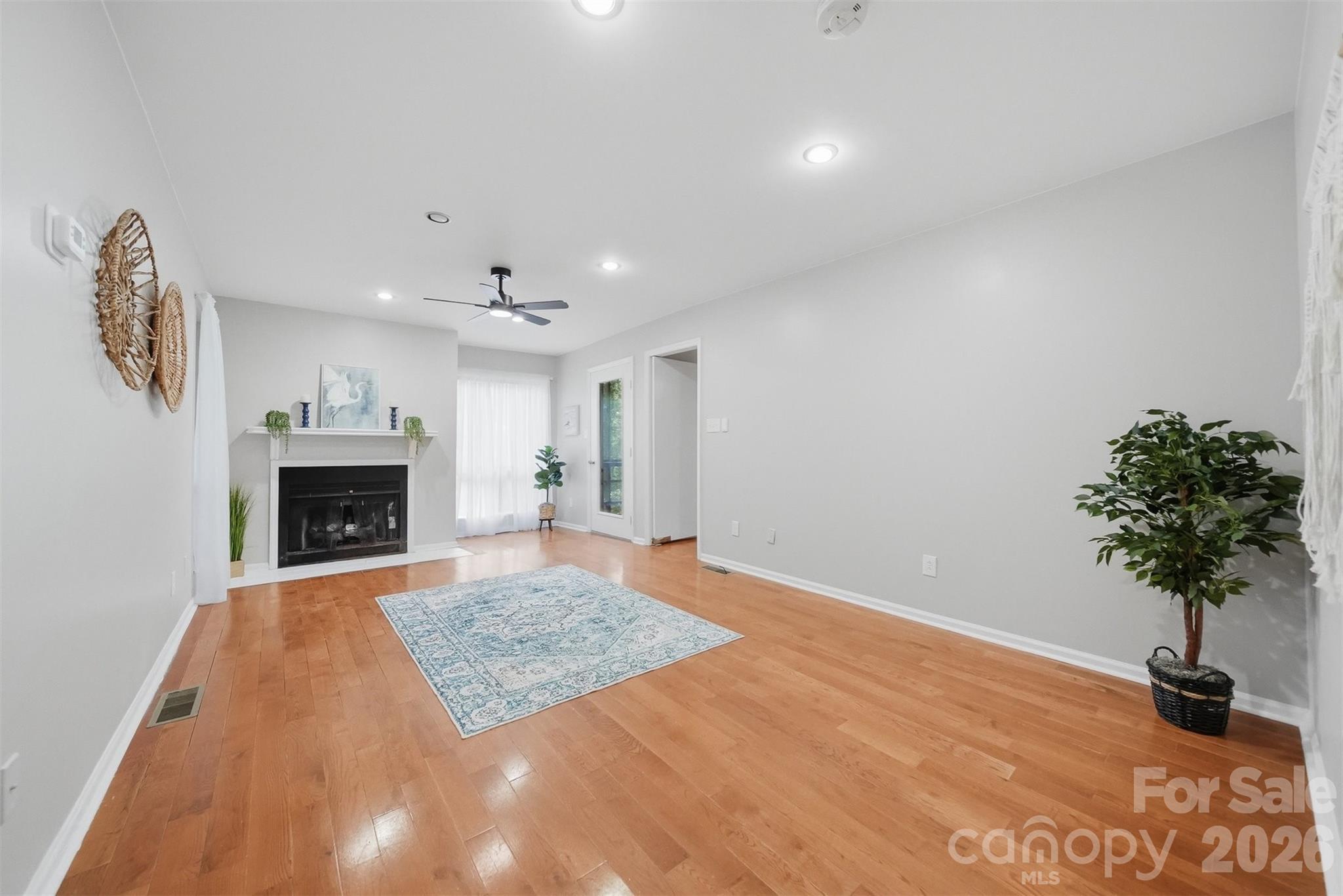 1420 11th Street Drive NW Unit: 23