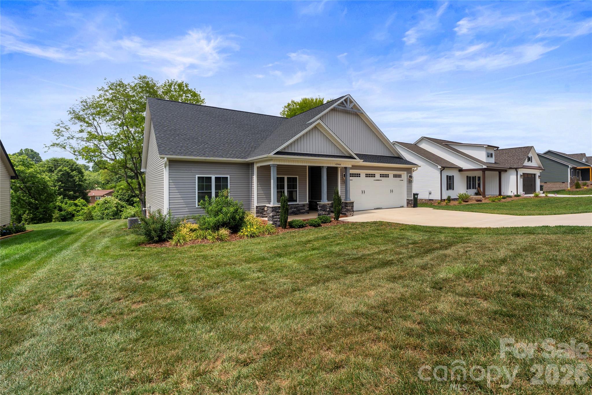 4944 Southview Drive