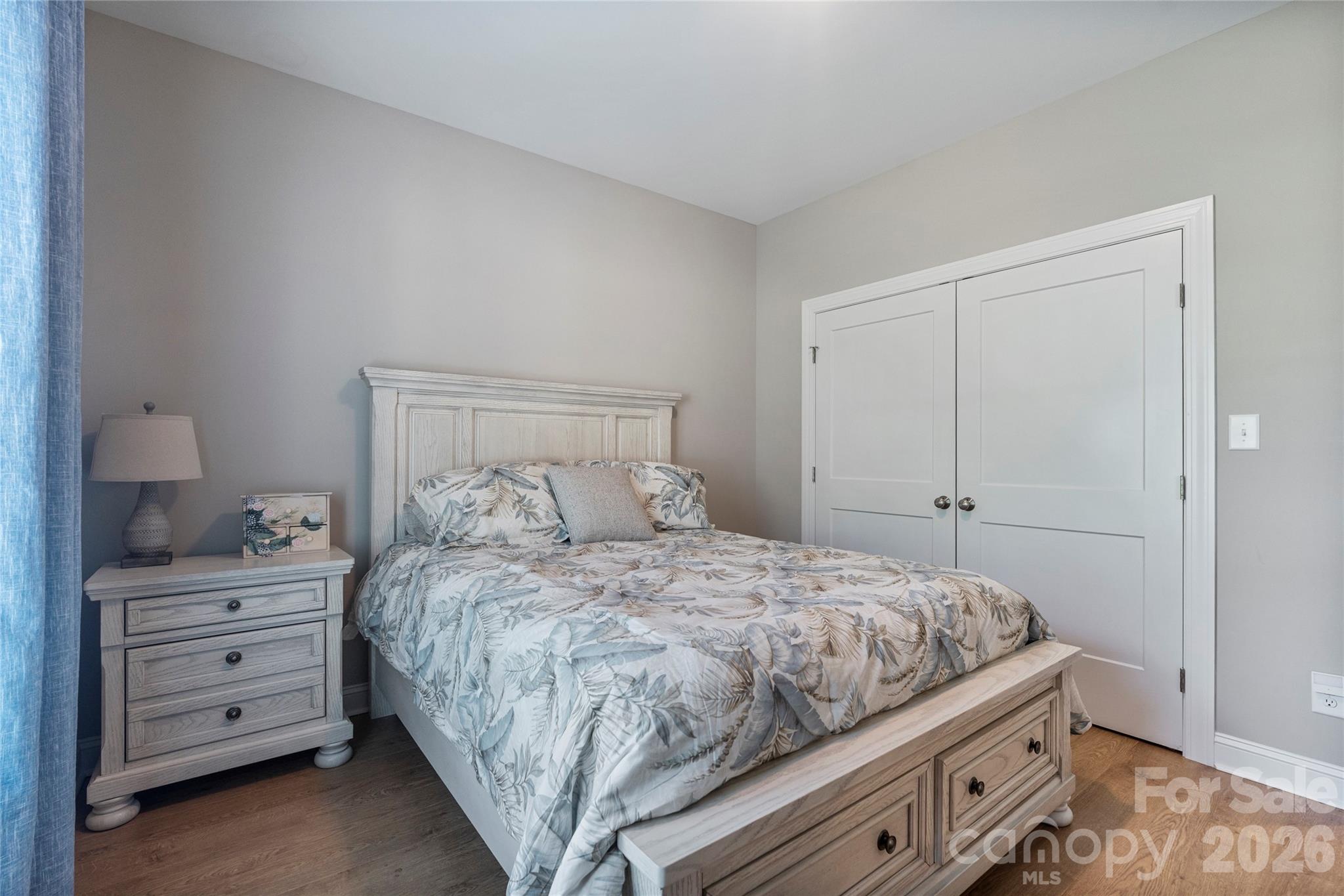 4944 Southview Drive