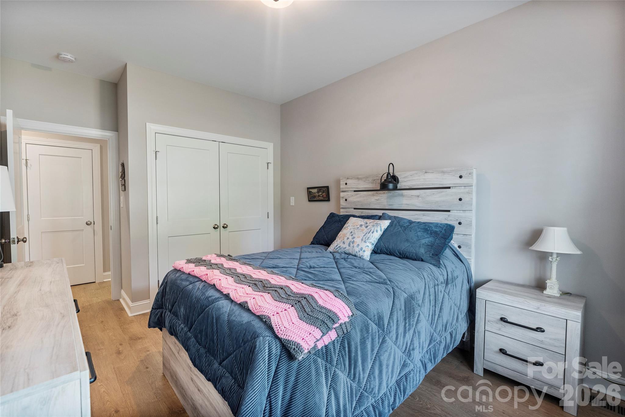 4944 Southview Drive