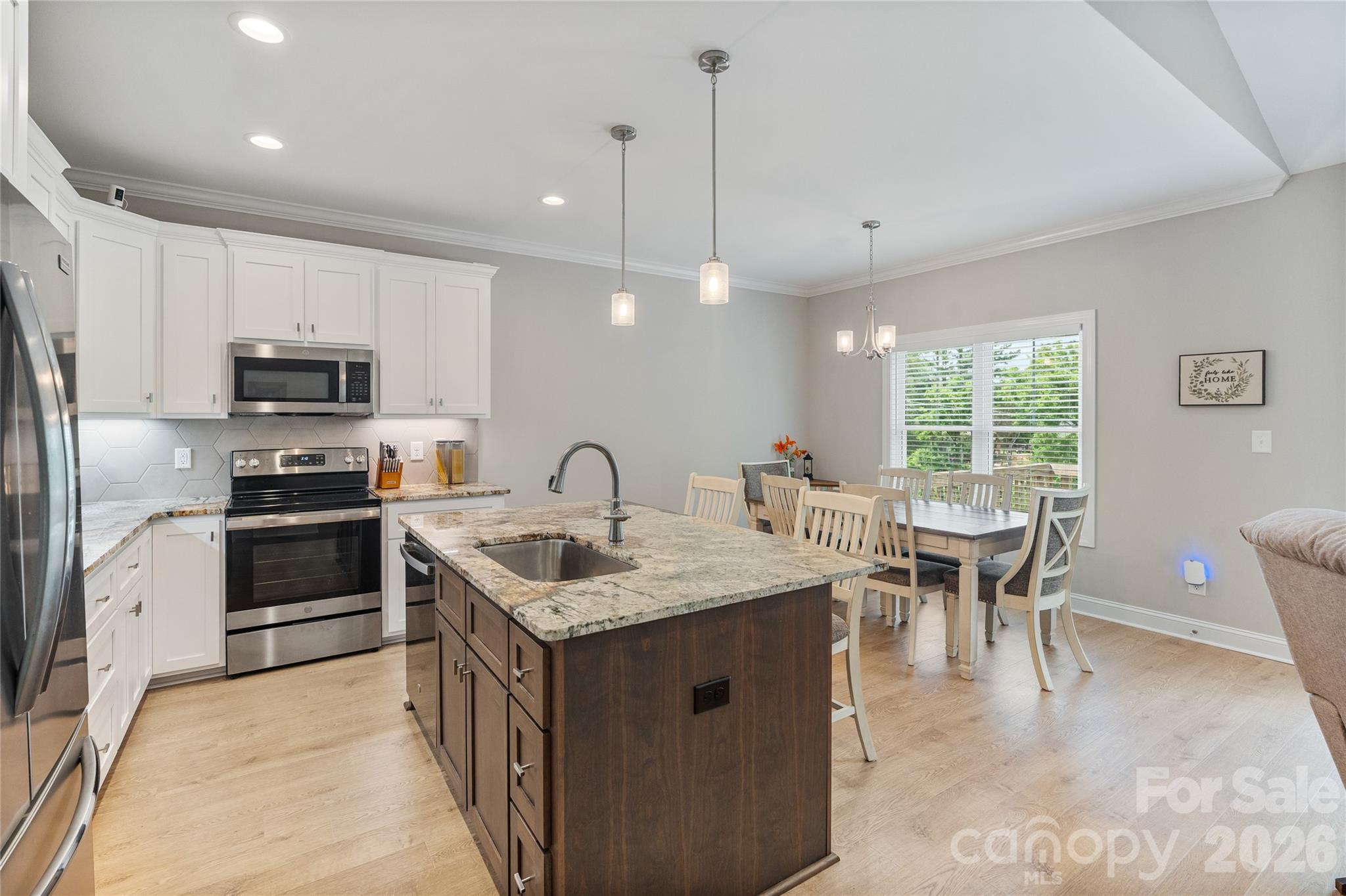 4944 Southview Drive