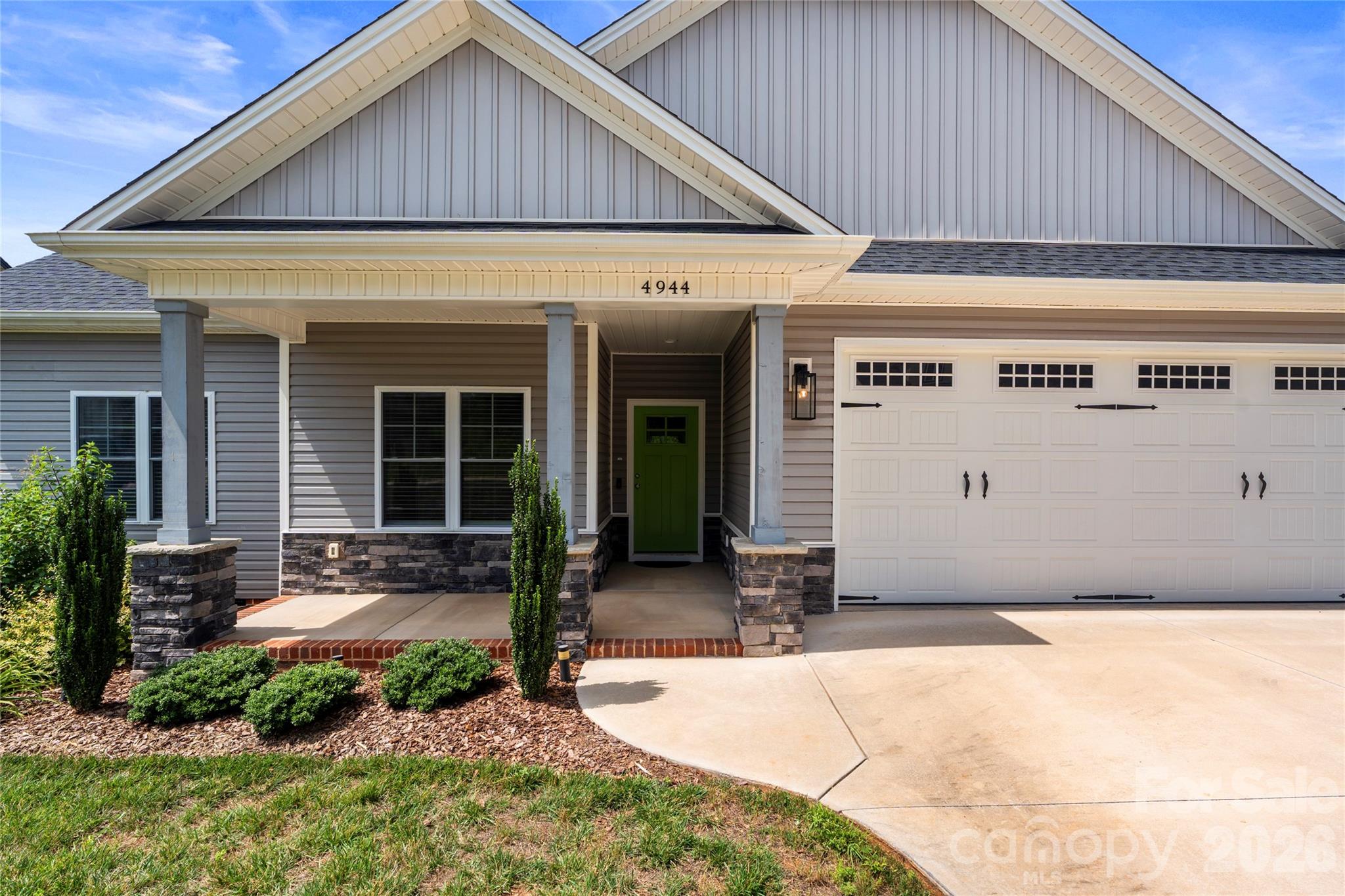 4944 Southview Drive