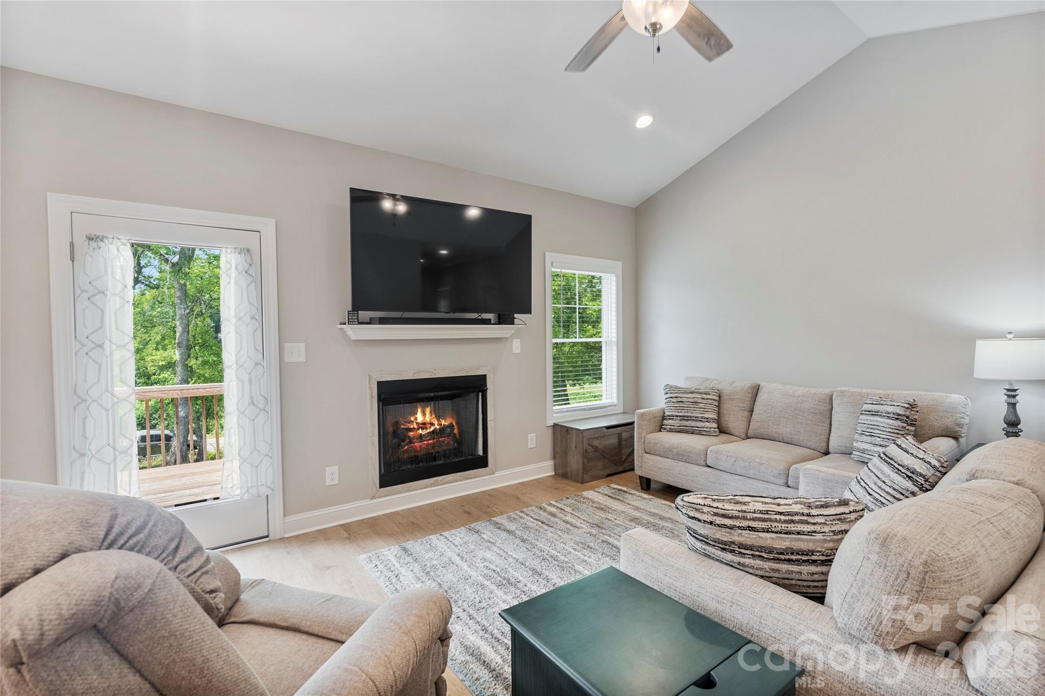 4944 Southview Drive