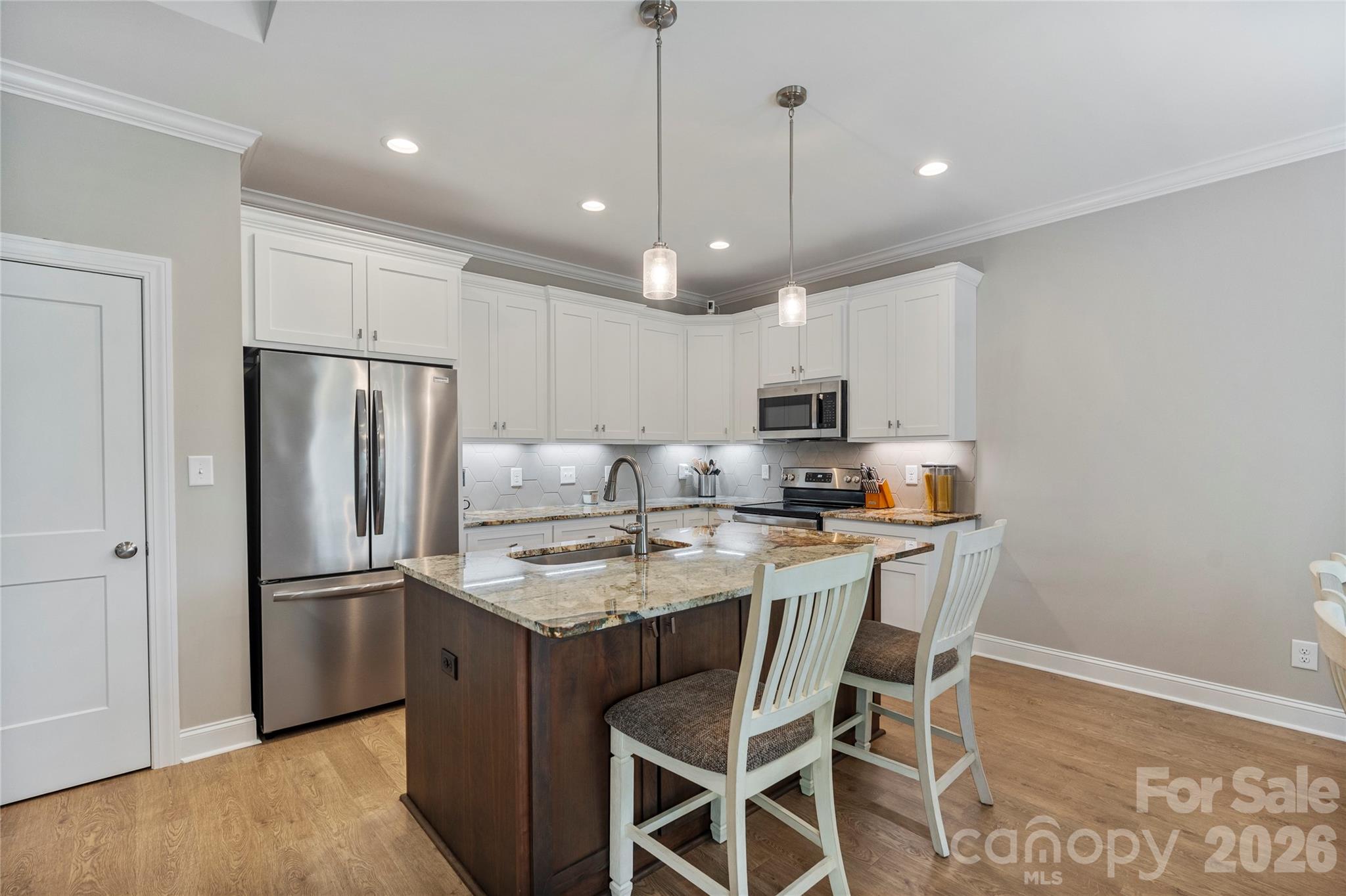 4944 Southview Drive