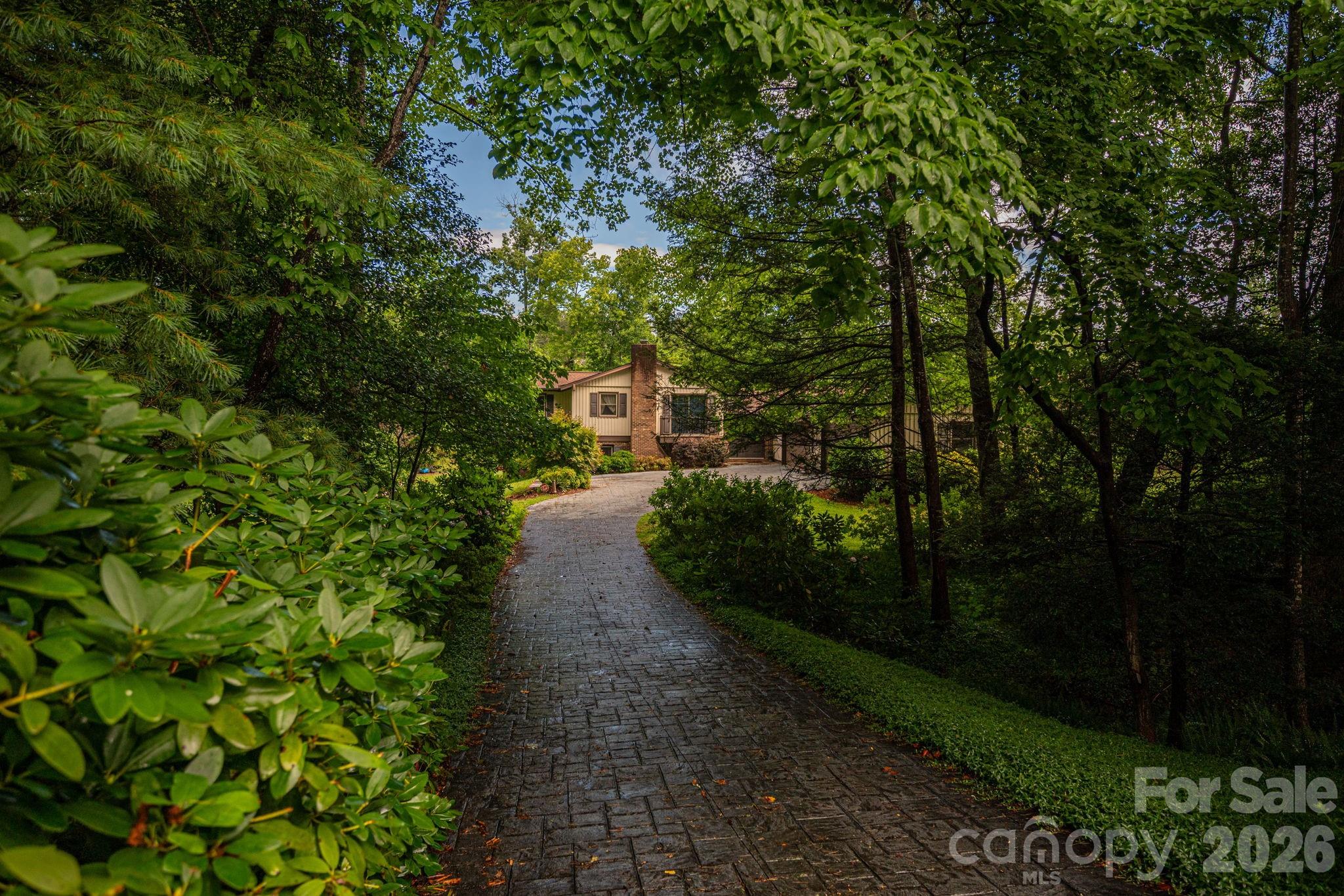 209 Hillsboro Road
