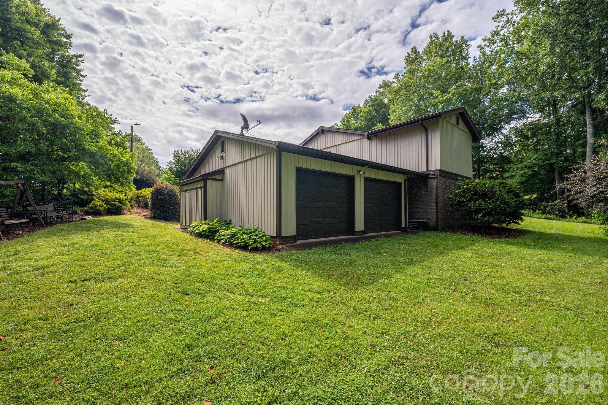 209 Hillsboro Road