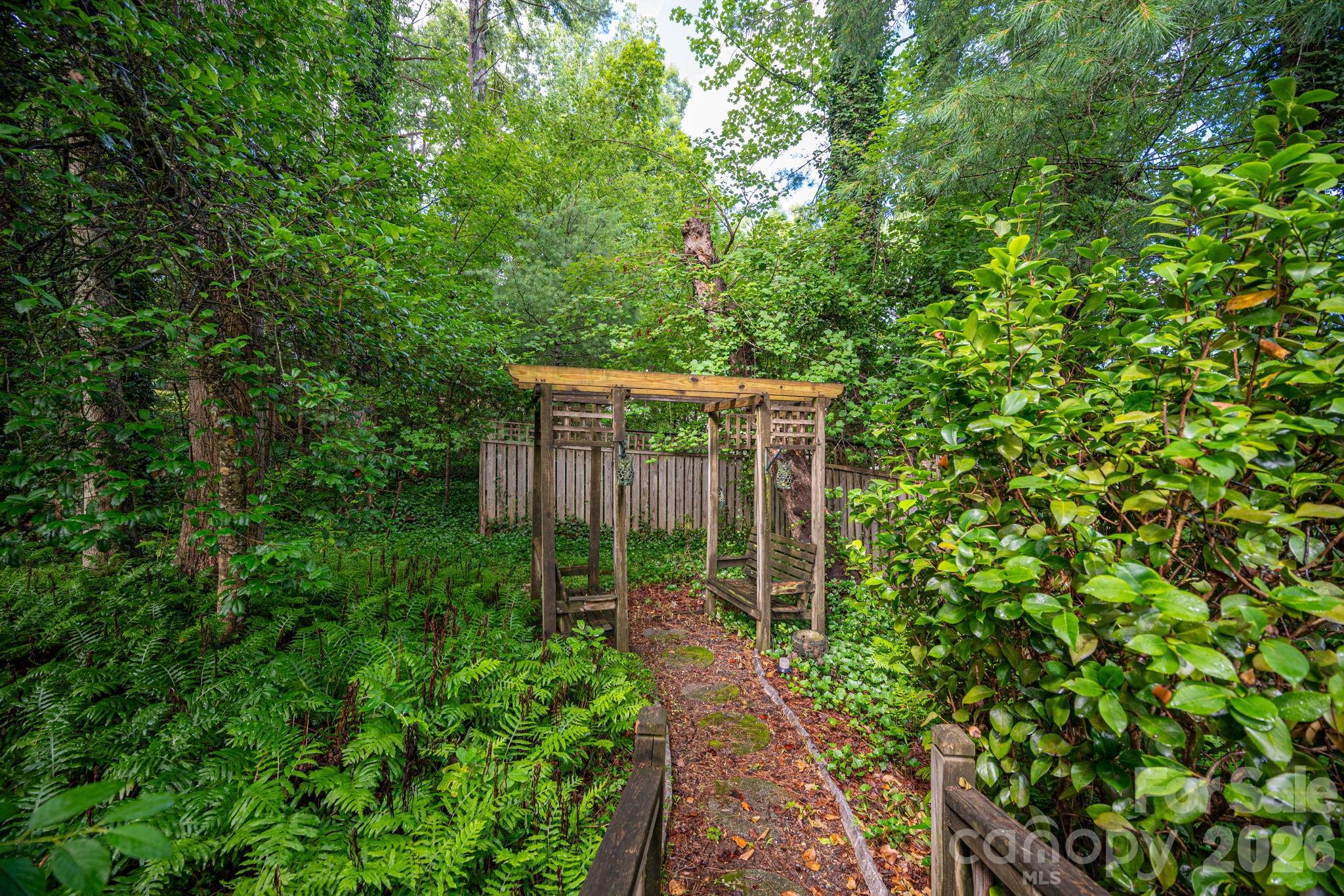 209 Hillsboro Road