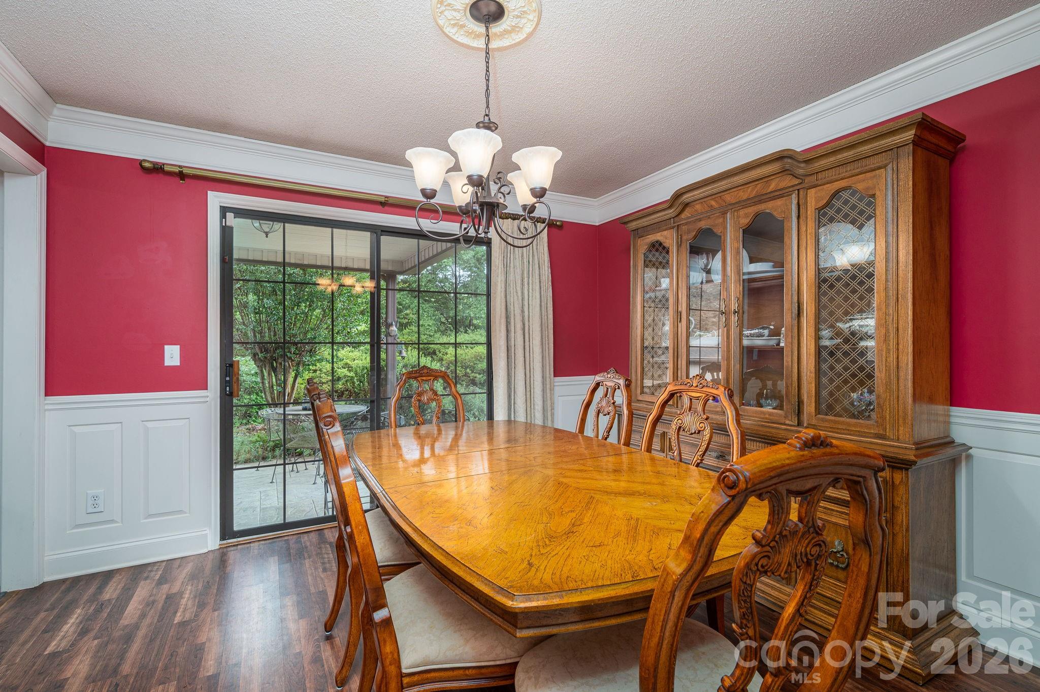 209 Hillsboro Road