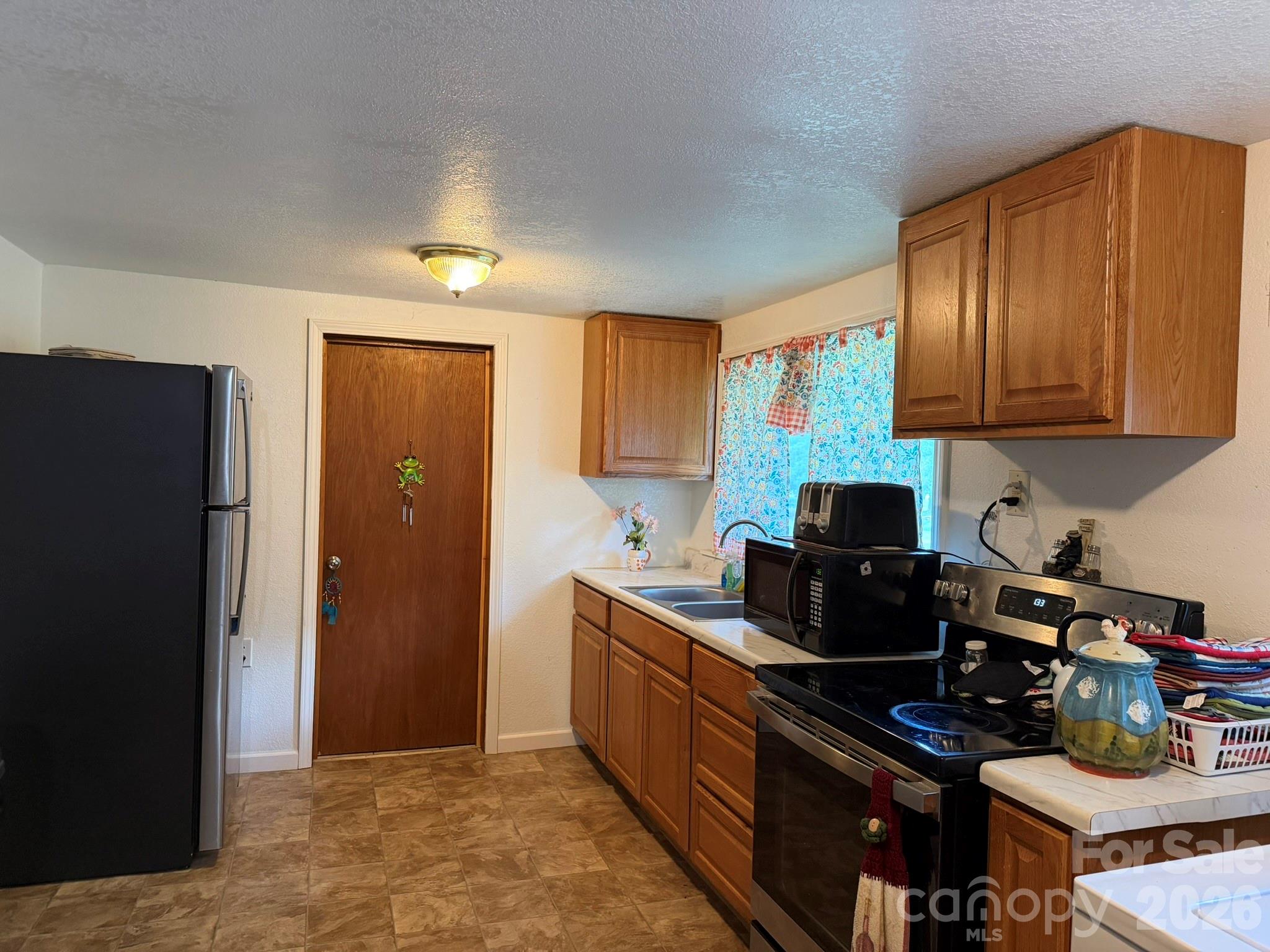304 Main Avenue W