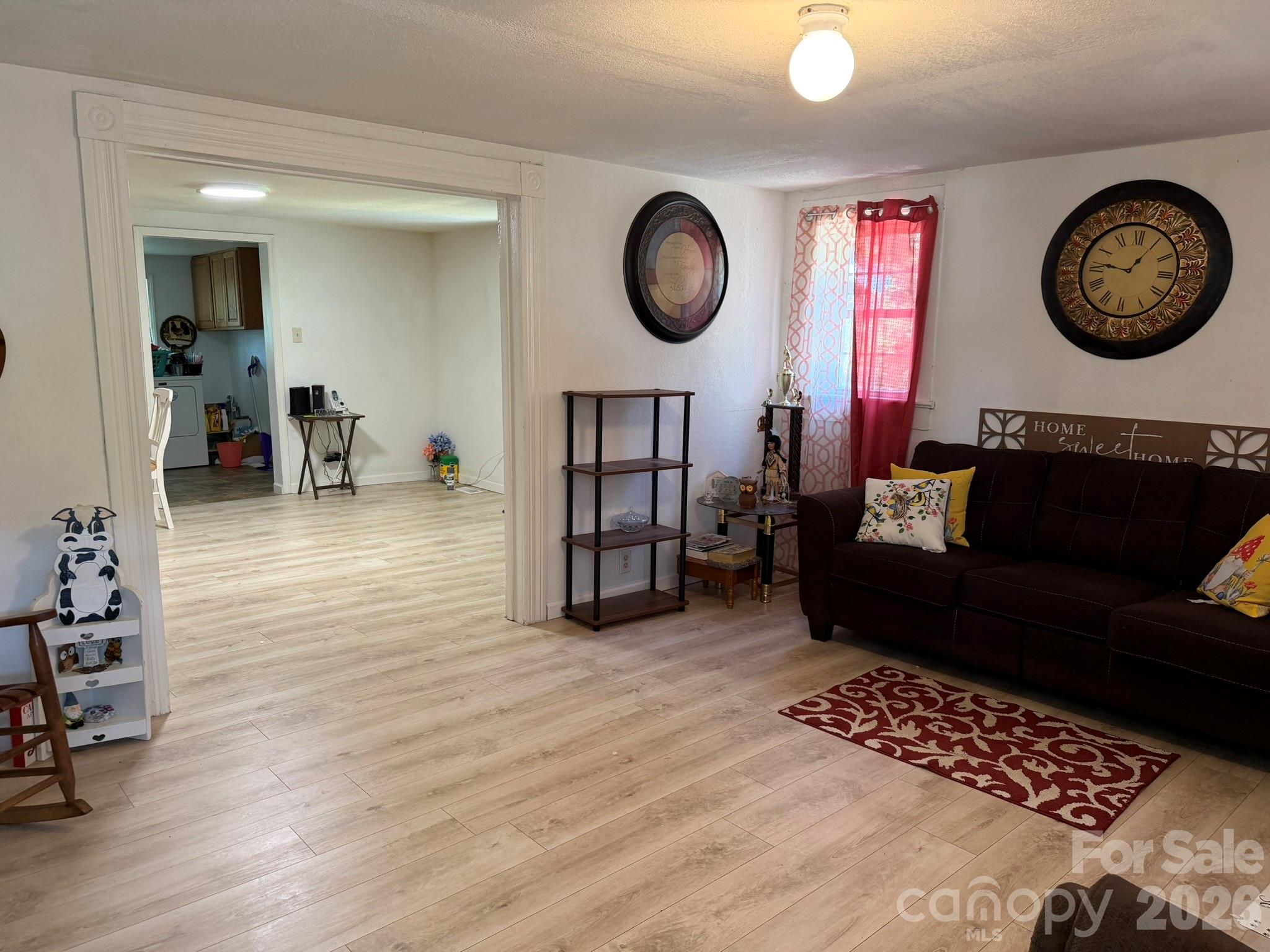 304 Main Avenue W