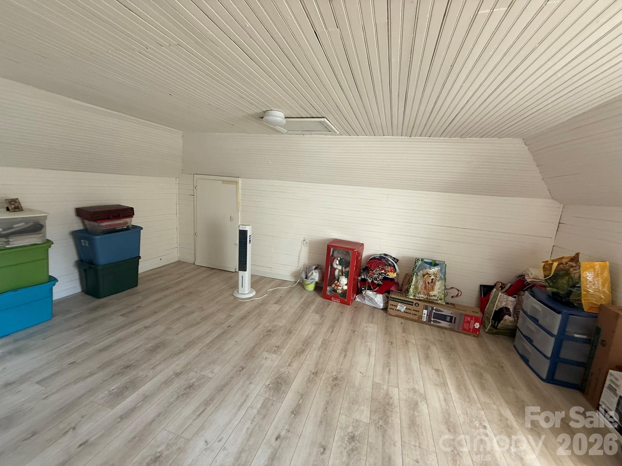 304 Main Avenue W