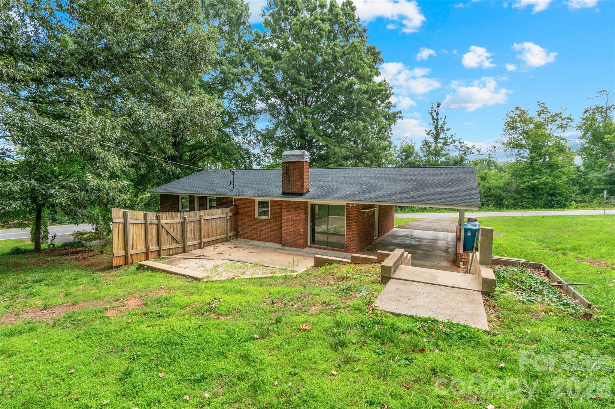 382 Wildwood Circle