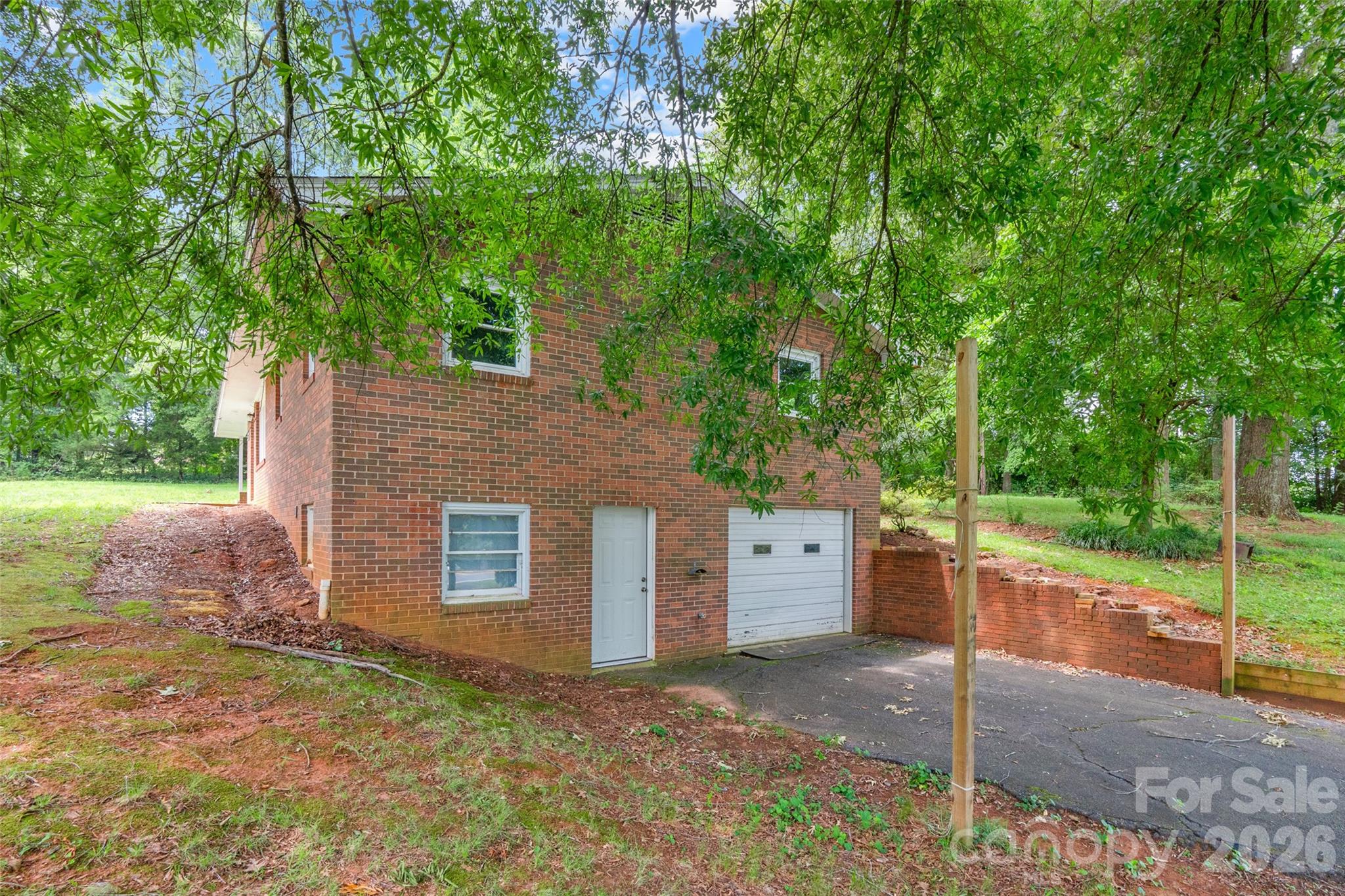 382 Wildwood Circle