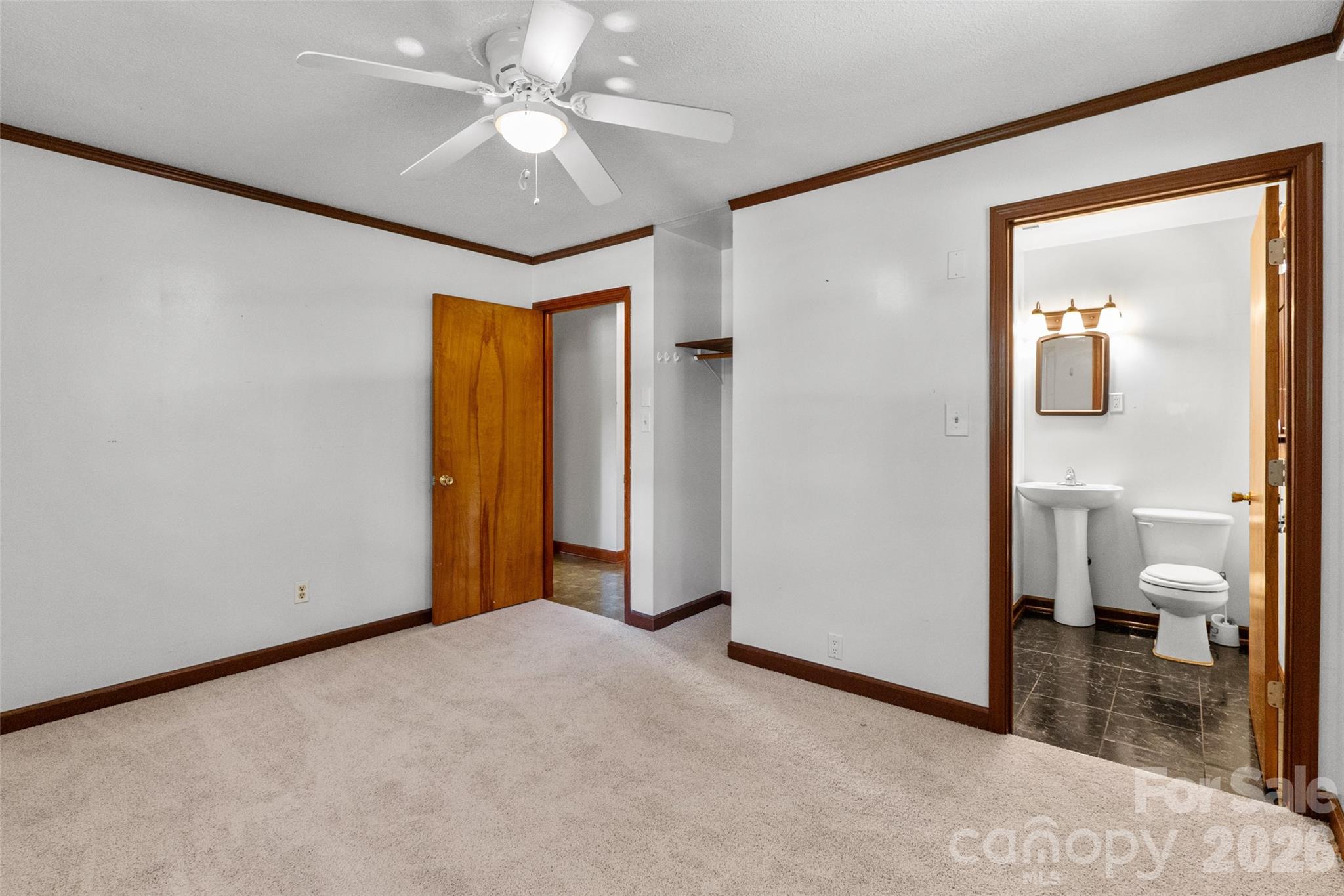 382 Wildwood Circle