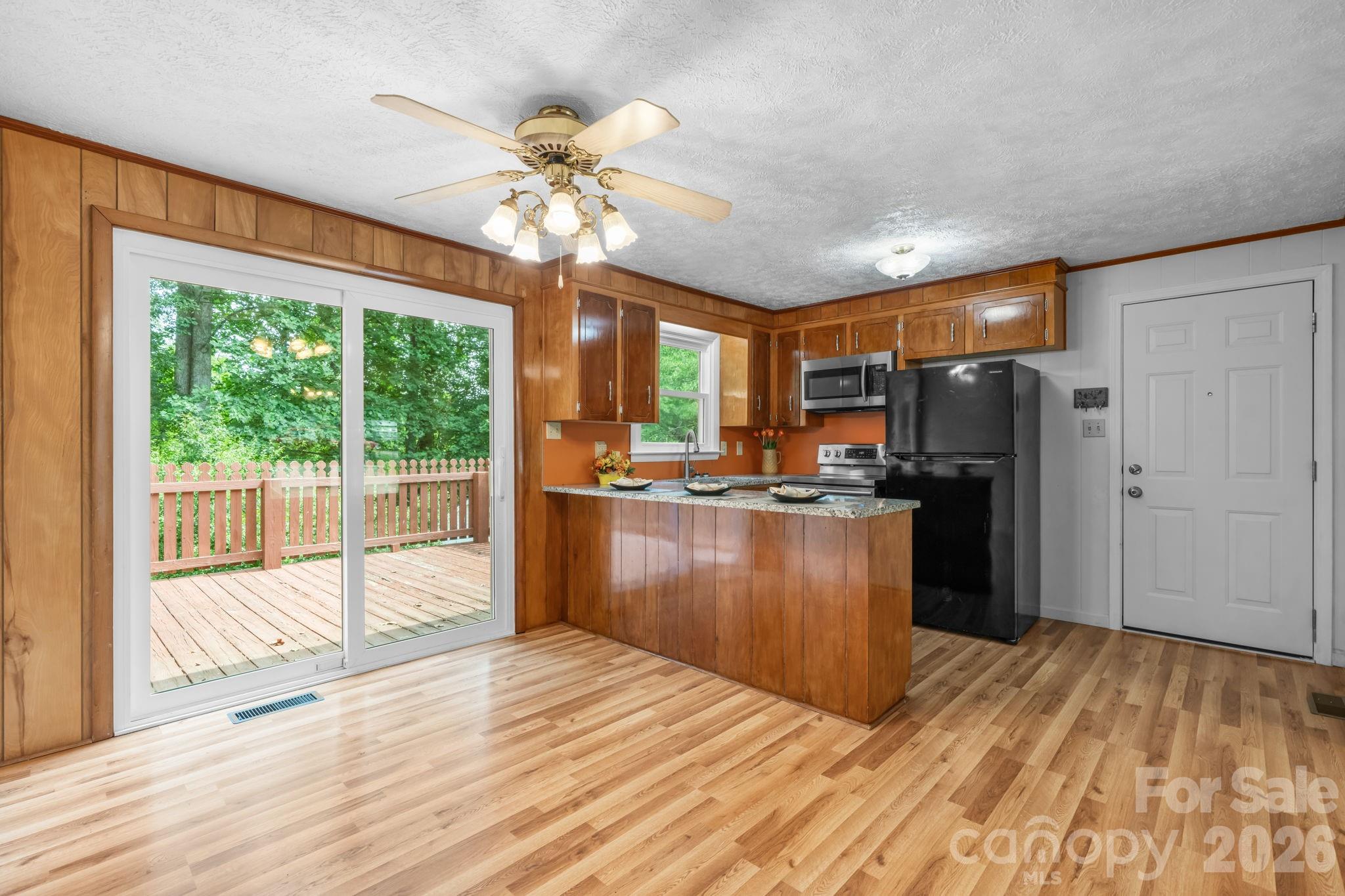 2428 Cedar Valley Drive