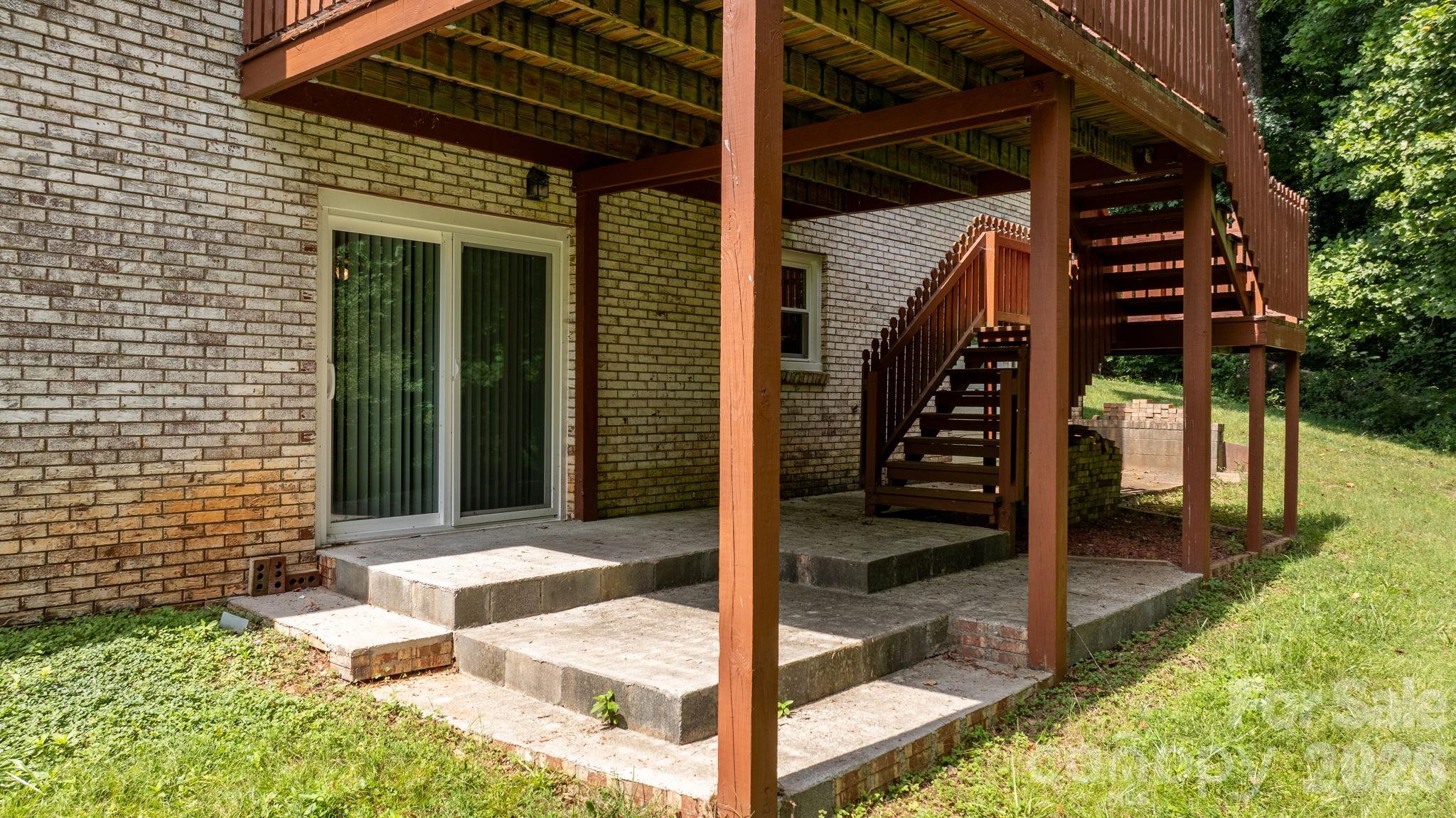 2428 Cedar Valley Drive
