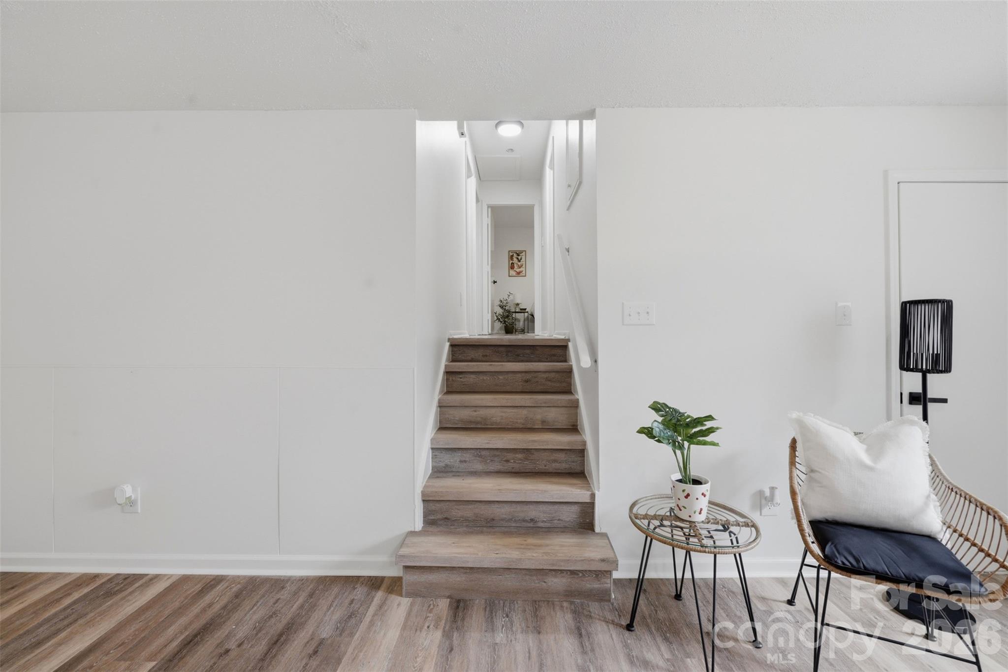 1237 Venus Street
