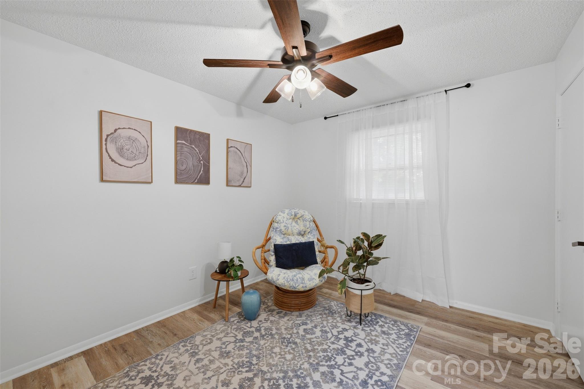 1237 Venus Street