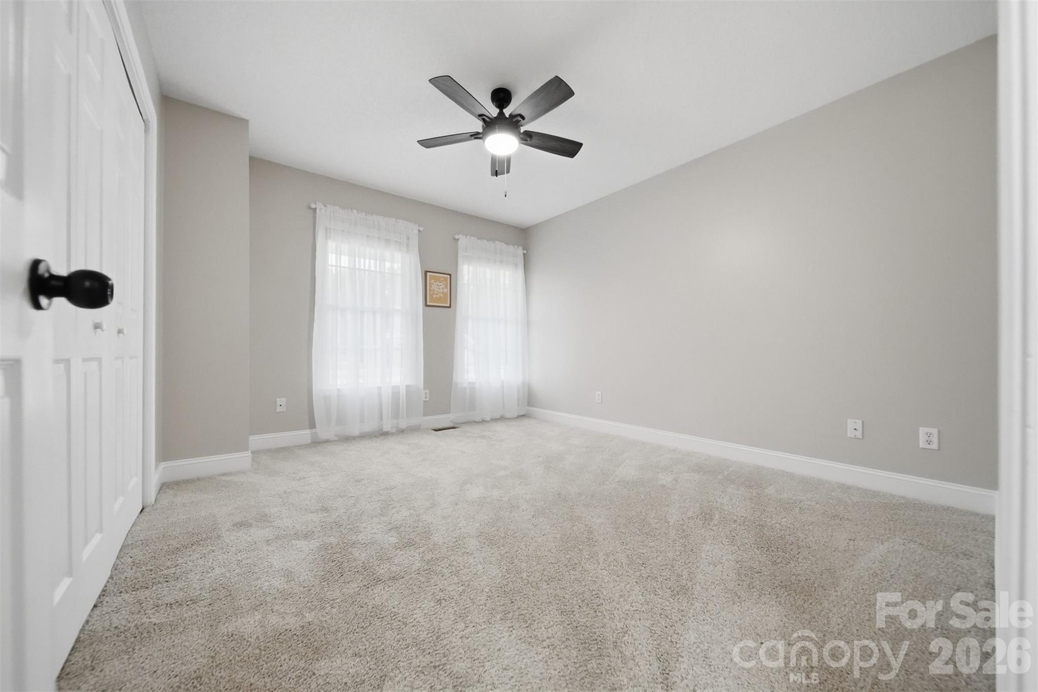 920 Barrington Drive NE