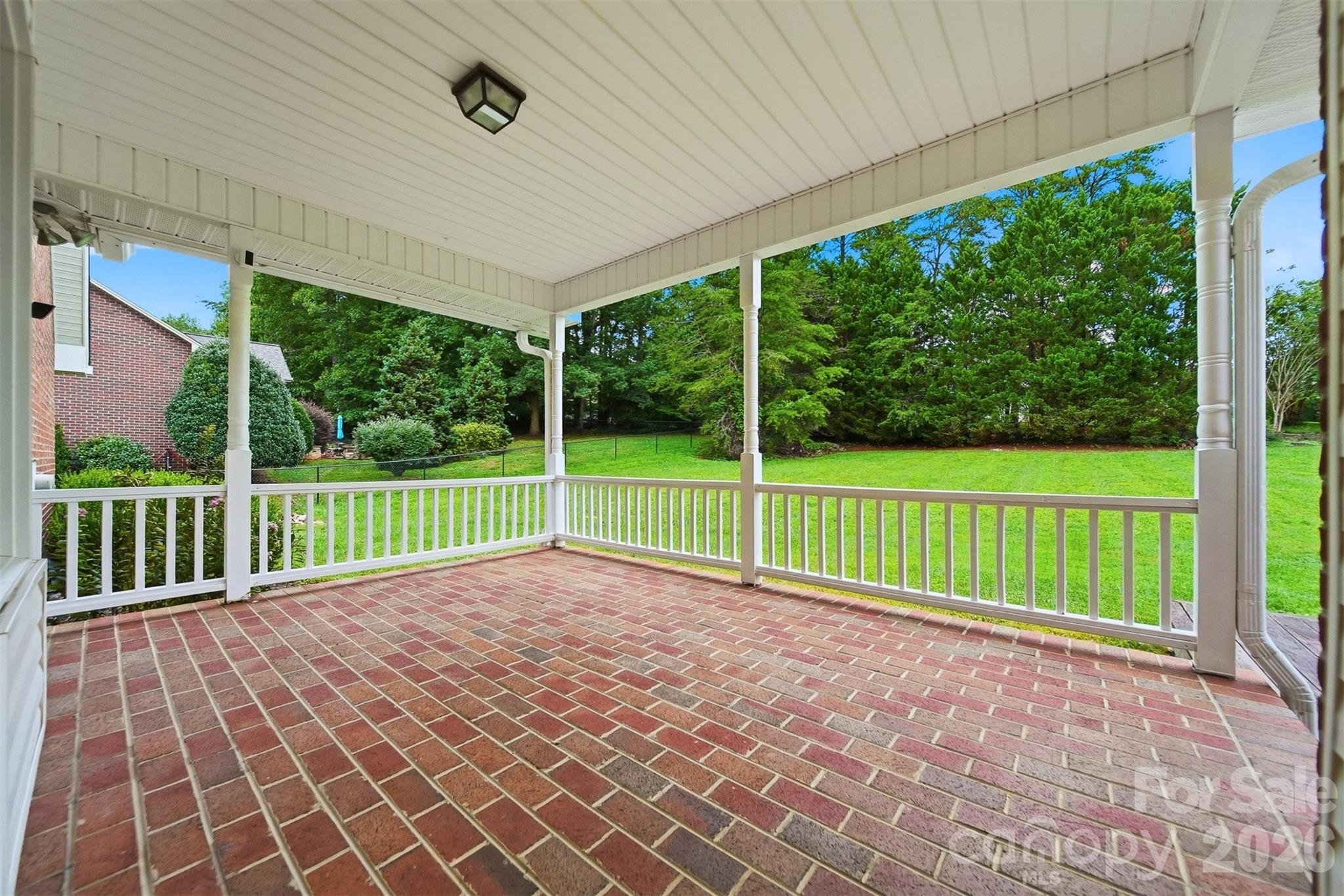 920 Barrington Drive NE