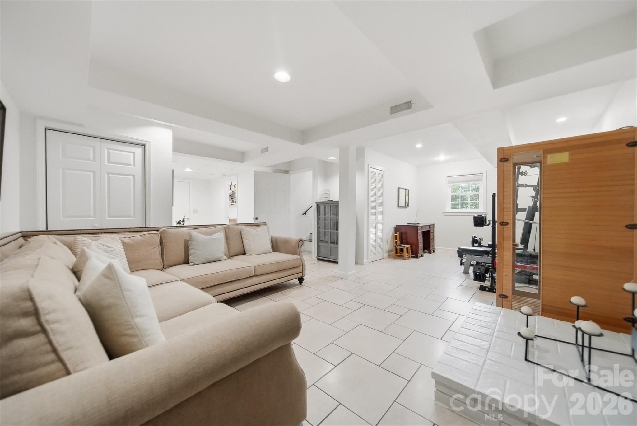 4536 Kings Circle