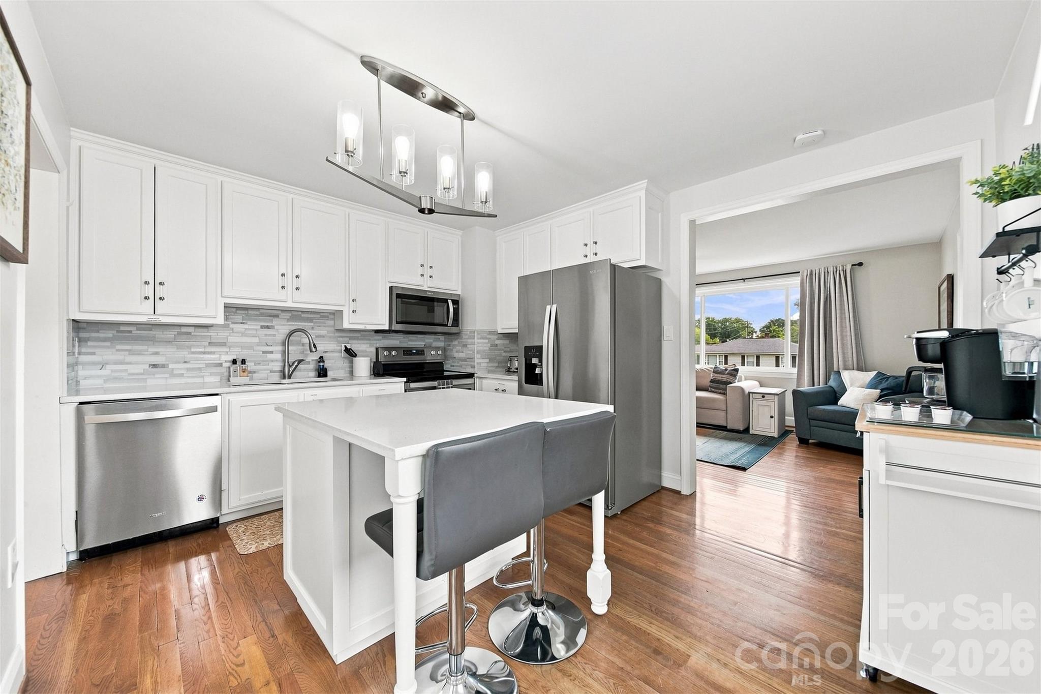 129 33rd Street NW