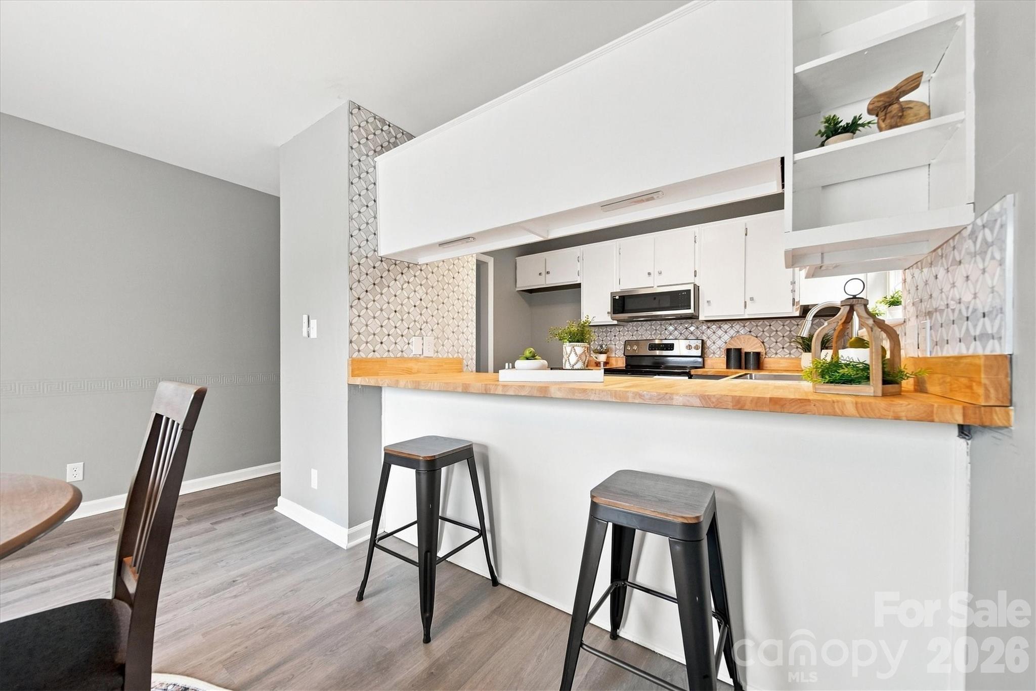 102 Brandywine Drive NE Unit: M-1