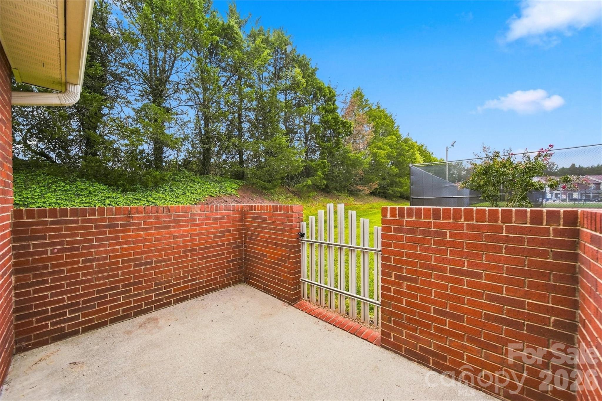 102 Brandywine Drive NE Unit: M-1