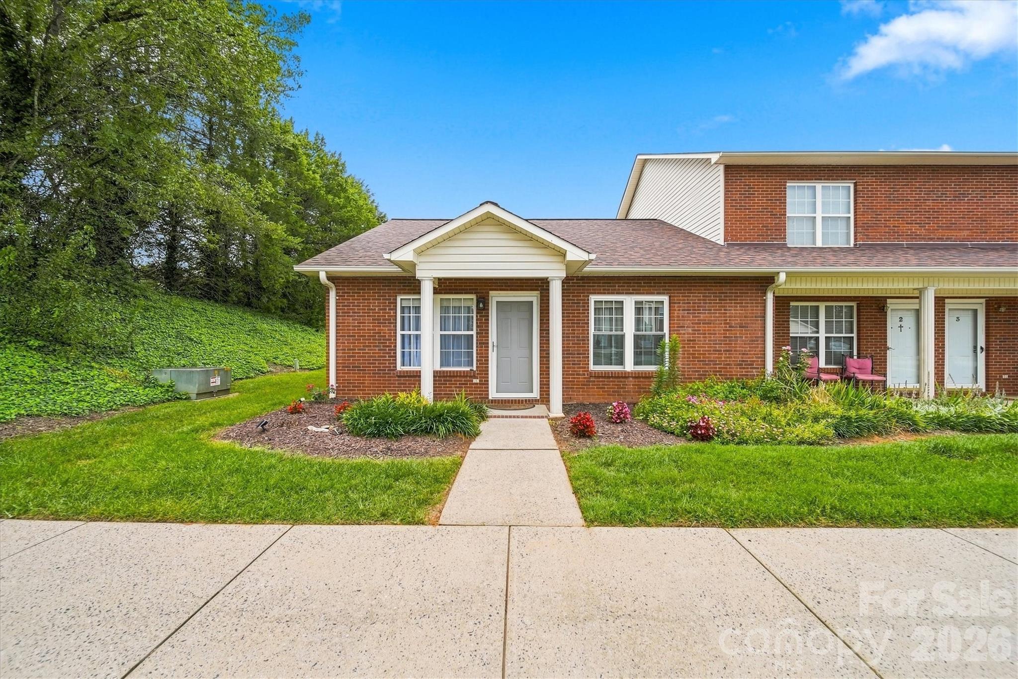102 Brandywine Drive NE Unit: M-1