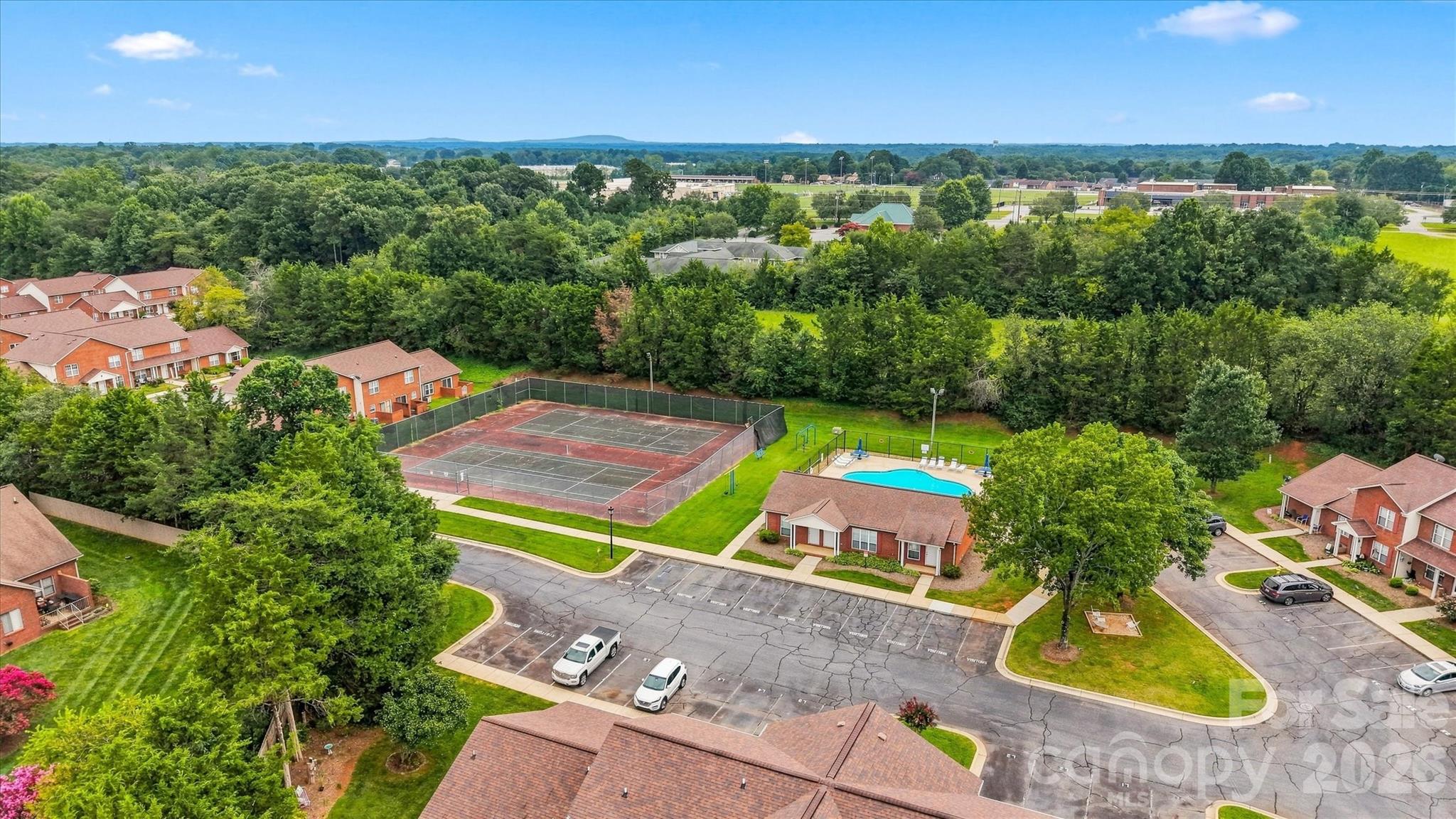 102 Brandywine Drive NE Unit: M-1