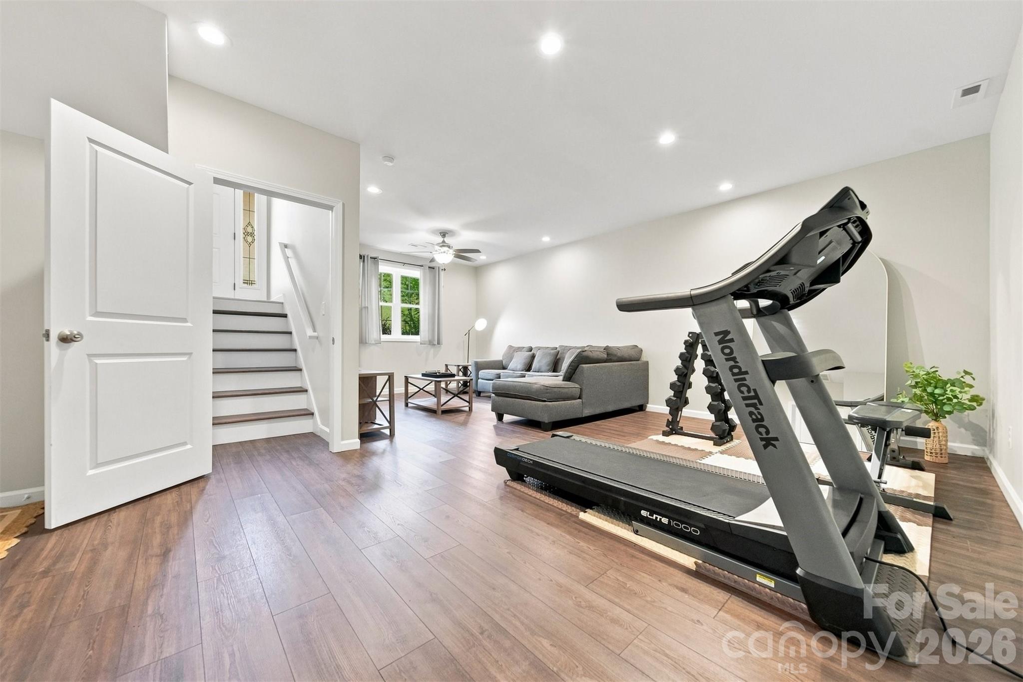 2953 2nd Street Court NW
